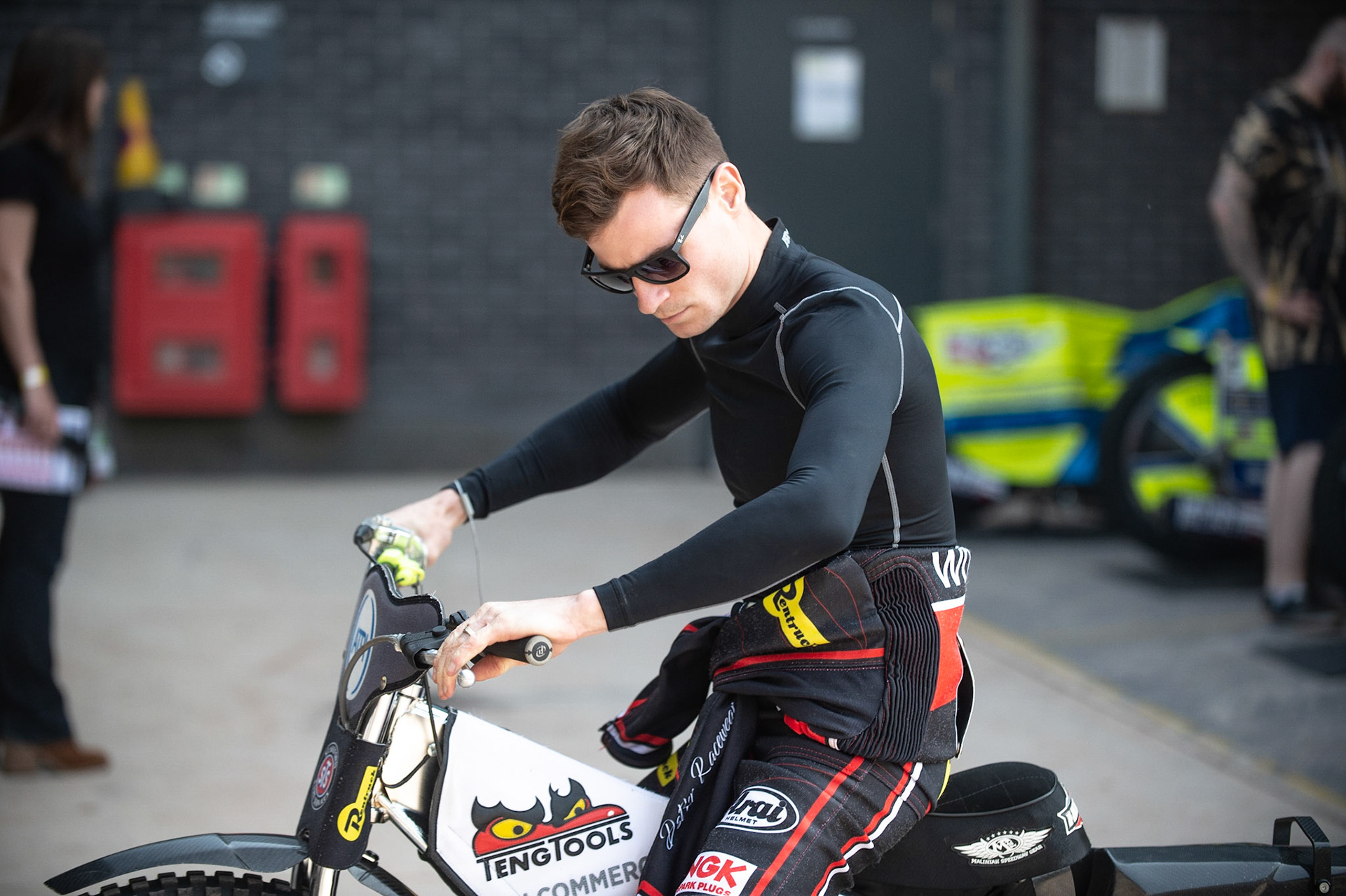 Photo by Ian Charles:

Steve Worrall  warms his bike up

Belle Vue Aces v Wolverhampton Wolves, National Speedway Stadium, Manchester, Monday, 22, April, 2019