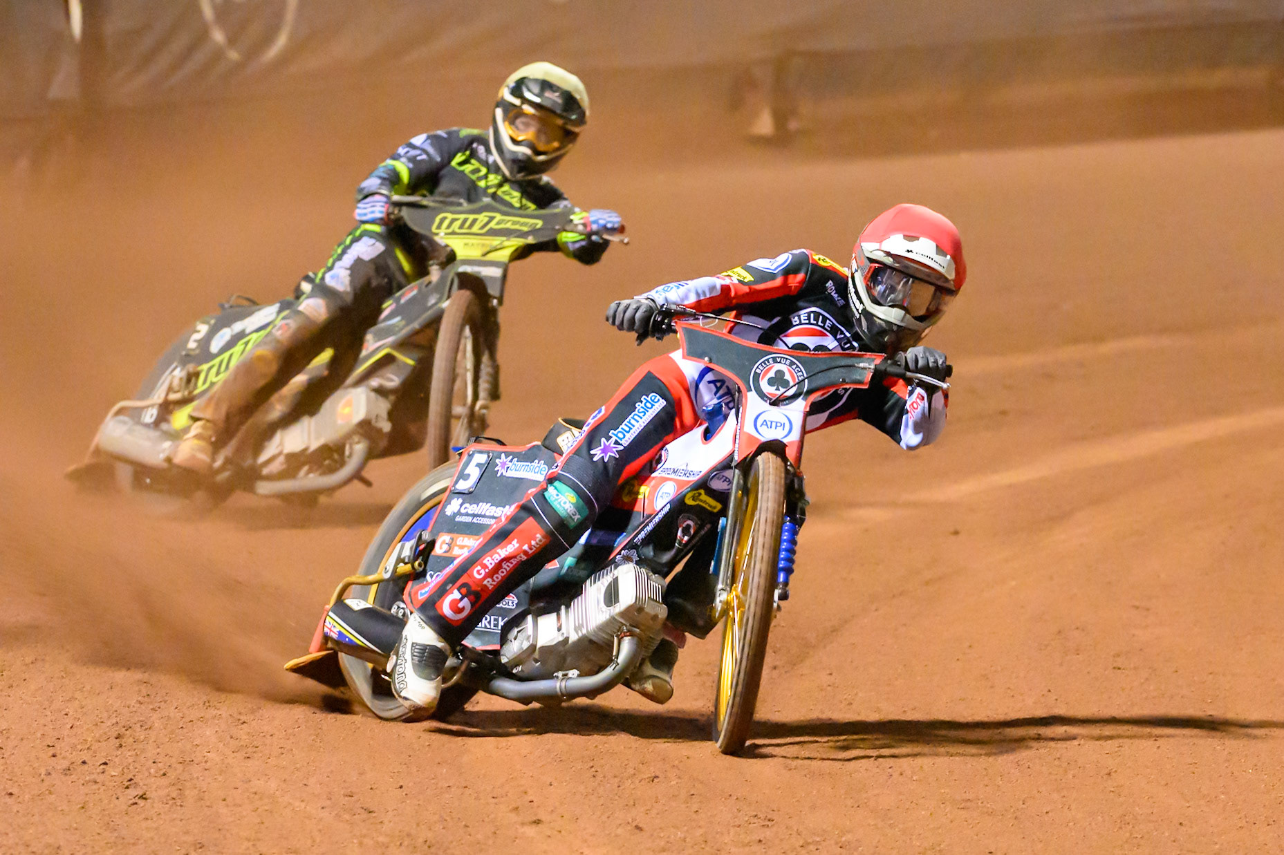 Jason Doyle of Belle Vue Aces  in Red leading Scott Nichols of Ipswich Witches in Yellow during the Rowe Motor Oil Premiership Play Off Semi Final 2nd leg match between Belle Vue Aces and Ipswich Witches at the National Speedway Stadium, Manchester on Monday 28th September 2026. (Photo: Ian Charles | MI News)