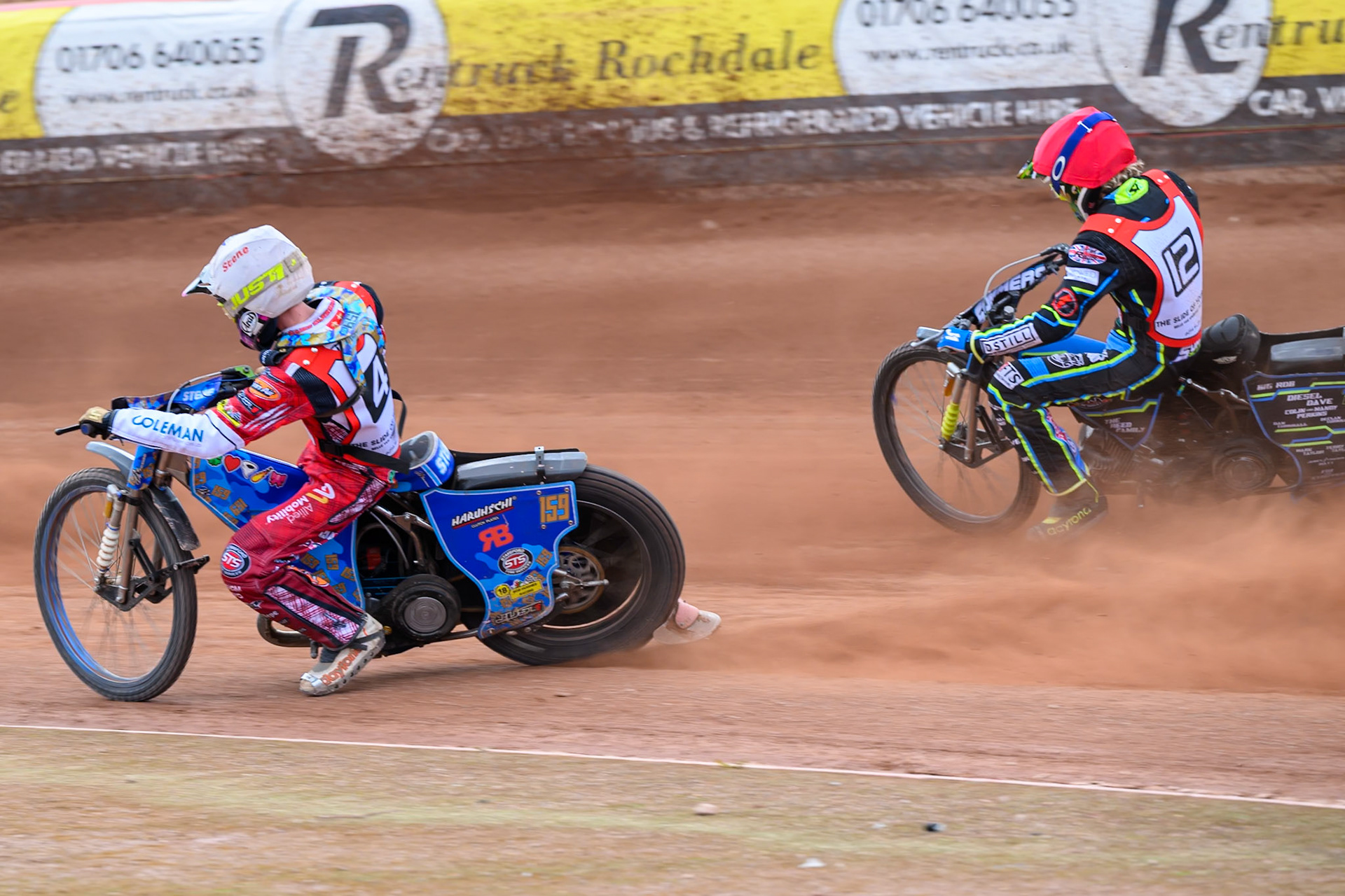 JR ASHWORTH &amp; SONS COLTS ACADEMY INDIVIDUALStene Pijper in White rides inside Senna Summers in Red during the JR Ashworth &amp; Sons Colts Individual at the National Speedway Stadium, Manchester on Sunday 10th May 2026. (Photo: Ian Charles | MI News)
