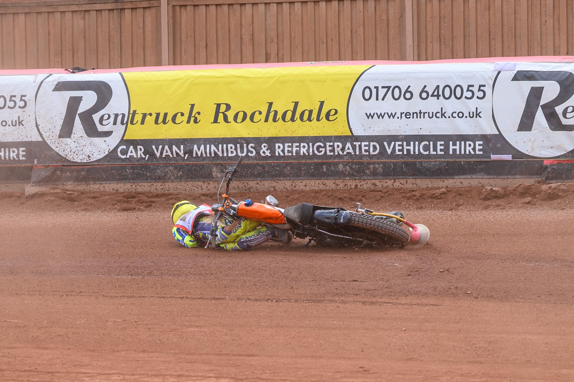JR ASHWORTH &amp; SONS COLTS ACADEMY INDIVIDUALHarry Fletcher in Yellow rides inside Senna Summers in Blue before he slides off during the JR Ashworth &amp; Sons Colts Individual at the National Speedway Stadium, Manchester on Sunday 10th May 2026. (Photo: Ian Charles | MI News)