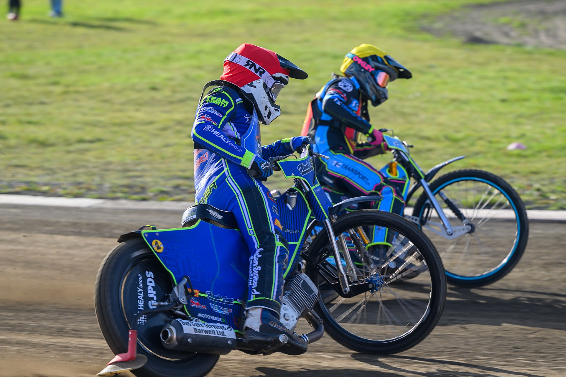 Arran Butcher of Buxton Bulls   in Red on the outside of Eli Meadows  of Leicester Lion Cubs  in Yellow during the WSRA National Development League match between Buxton Bulls and Leicester Lion Cubs at Hi-Edge Speedway, Buxton on Sunday 4th October 2026. (Photo: Ian Charles | MI News)