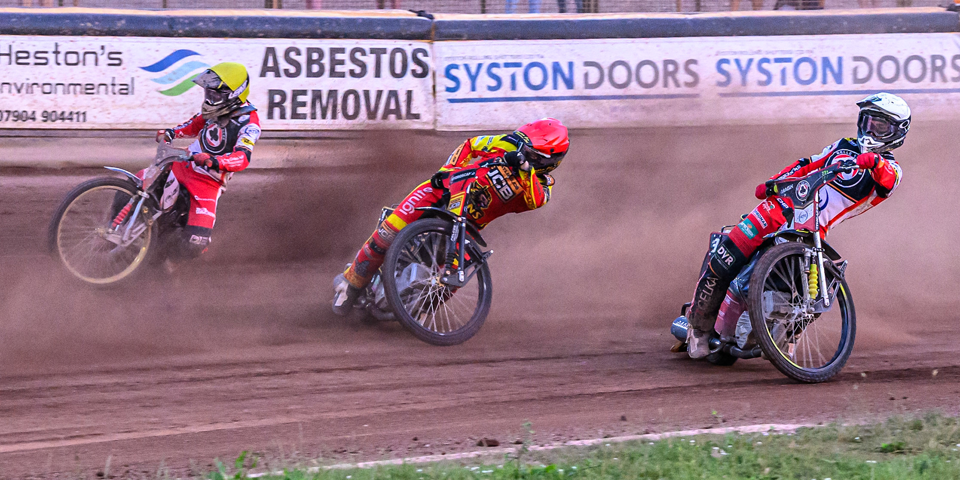 (L to R) \Belle Vue Aces' Norick Blodorn in Yellow, Leicester Lions' Kyle Howarth in Red Belle Vue Aces' Jaimon Lidsey in White  during the Rowe Motor Oil Premiership match between Leicester Lions and Belle Vue Aces at the Hydroscand Arena, Leicester on Thursday 19th June 2025. (Photo: Ian Charles | MI News)