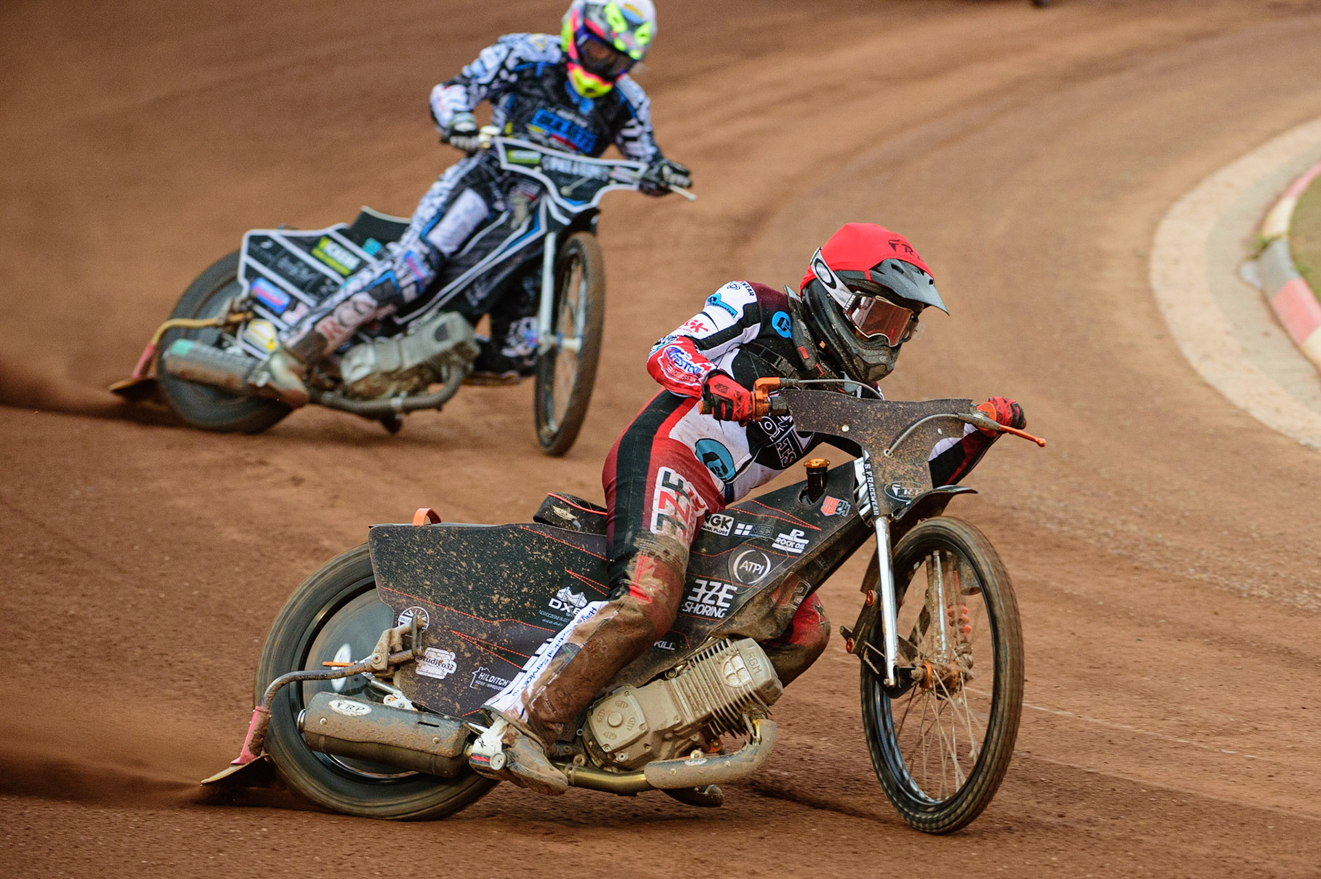 MANCHESTER, UK. JUN 24TH Jack Smith  (Red) leads Luke Crang  (White)  during the National Development League match between Belle Vue Colts and Berwick Bullets at the National Speedway Stadium, Manchester on Friday 24th June 2022. (Credit: Ian Charles | MI News)