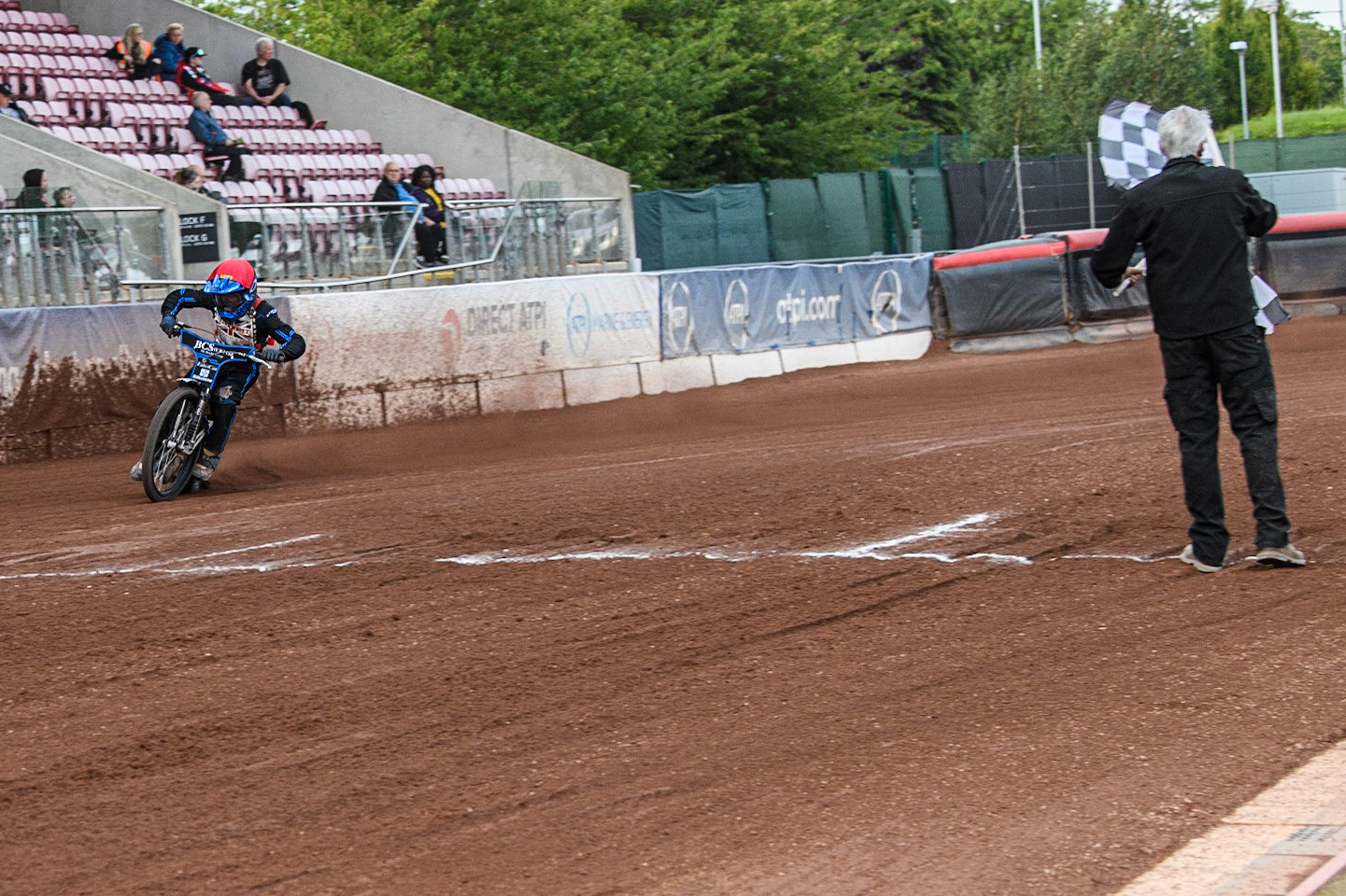 Ashton Boughen crosses the line to win Round 7 of the 500cc British Youth Championship during the British Youth Speedway Championships at the National Speedway Stadium, Manchester on Friday 21st July 2023. (Photo: Ian Charles | MI News)