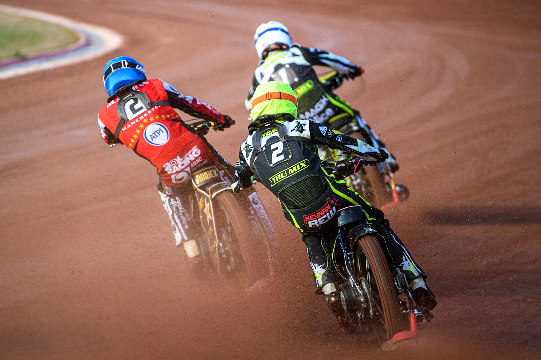 Keynan Rew (Yellow) chases Norick Blodorn (Blue) and Emil Sayfutdinov (White) during the Sports Insure Premiership match between Belle Vue Aces and Ipswich Witches at the National Speedway Stadium, Manchester on Monday 17th July 2023. (Photo: Ian Charles | MI News)