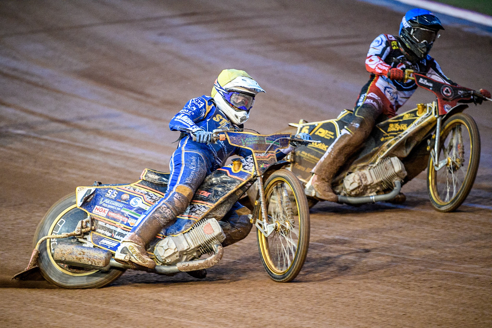 Connor Mountain (Yellow) leads  Norick Blodorn (Blue) during the Sports Insure Premiership match between Belle Vue Aces and King's Lynn Stars at the National Speedway Stadium, Manchester on Monday 21st August 2023. (Photo: Ian Charles | MI News)