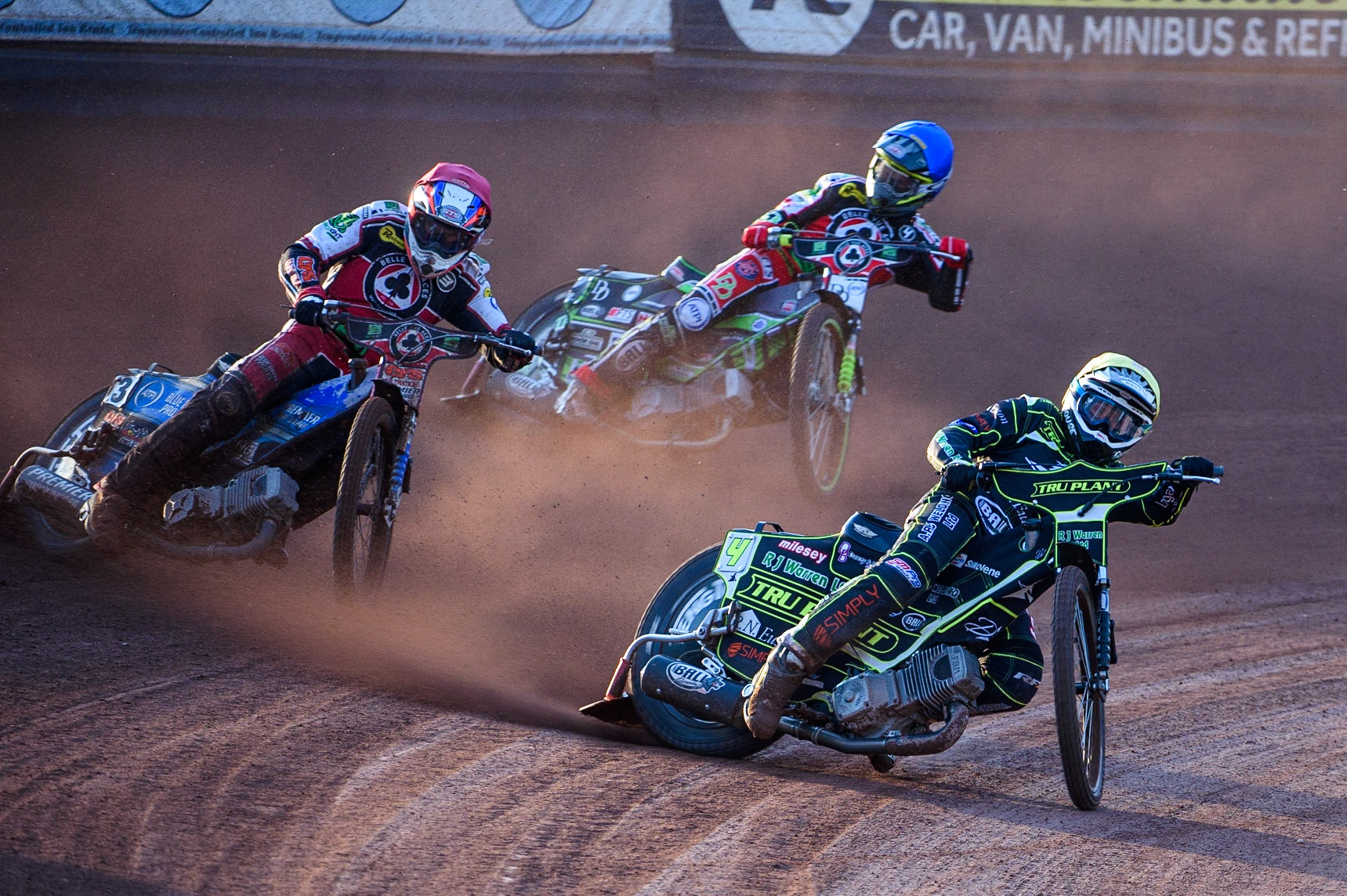 MANCHESTER UKDanny King  (Yellow) leads Steve Worrall  (Red) and Charles Wright   (Blue) during the SGB Premiership match between Belle Vue Aces and Ipswich Witches at the National Speedway Stadium, Manchester on Monday 2nd August 2021. (Credit: Ian Charles | MI News)