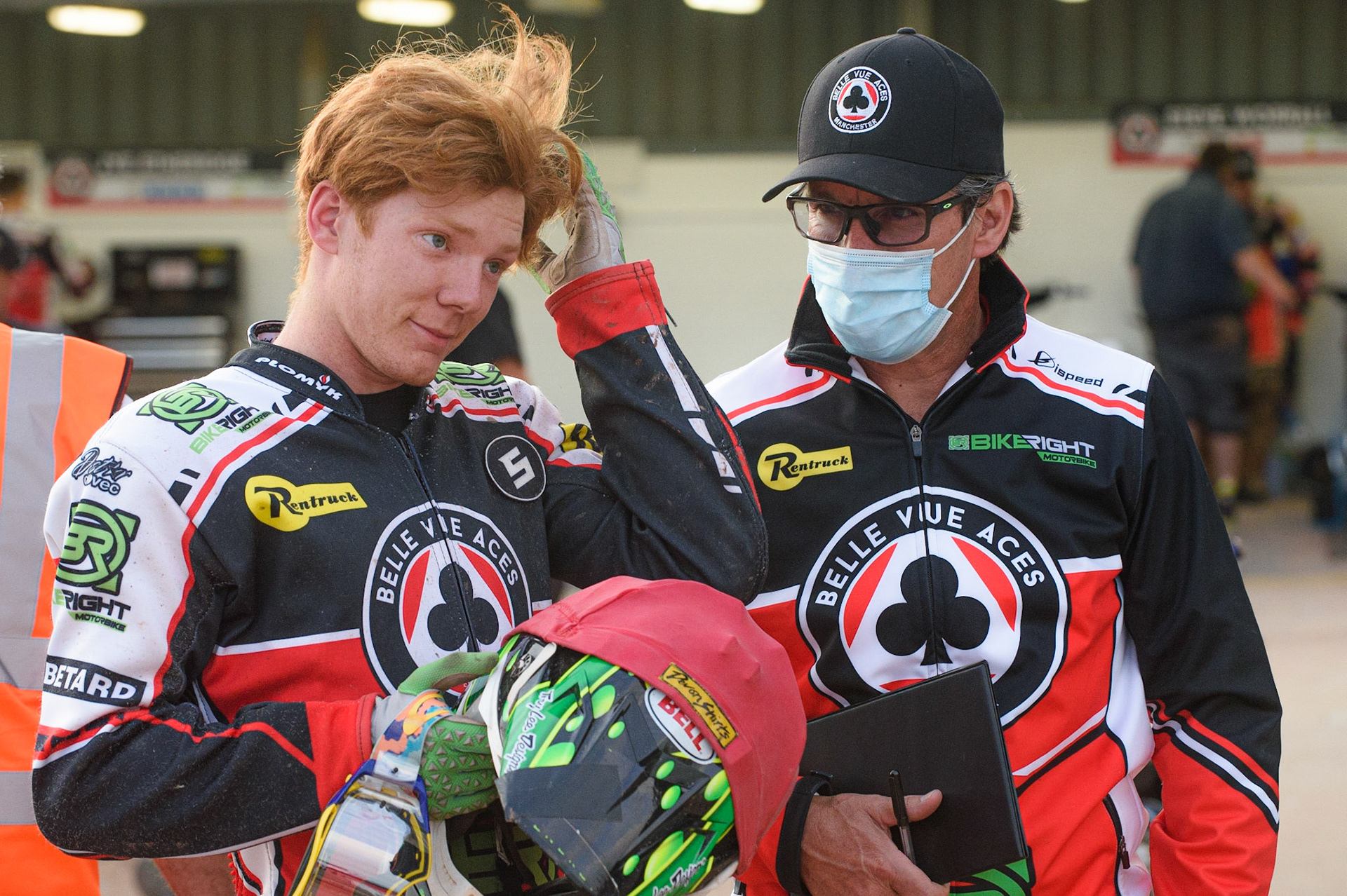 MANCHESTER, UK. JUNE 7TH   Dan Bewley  (left) with Belle Vue Bikeright Aces  team manager Mark Lemon  during the SGB Premiership match between Belle Vue Aces and Ipswich Witches at the National Speedway Stadium, Manchester on Monday 7th June 2021. (Credit: Ian Charles | MI News)