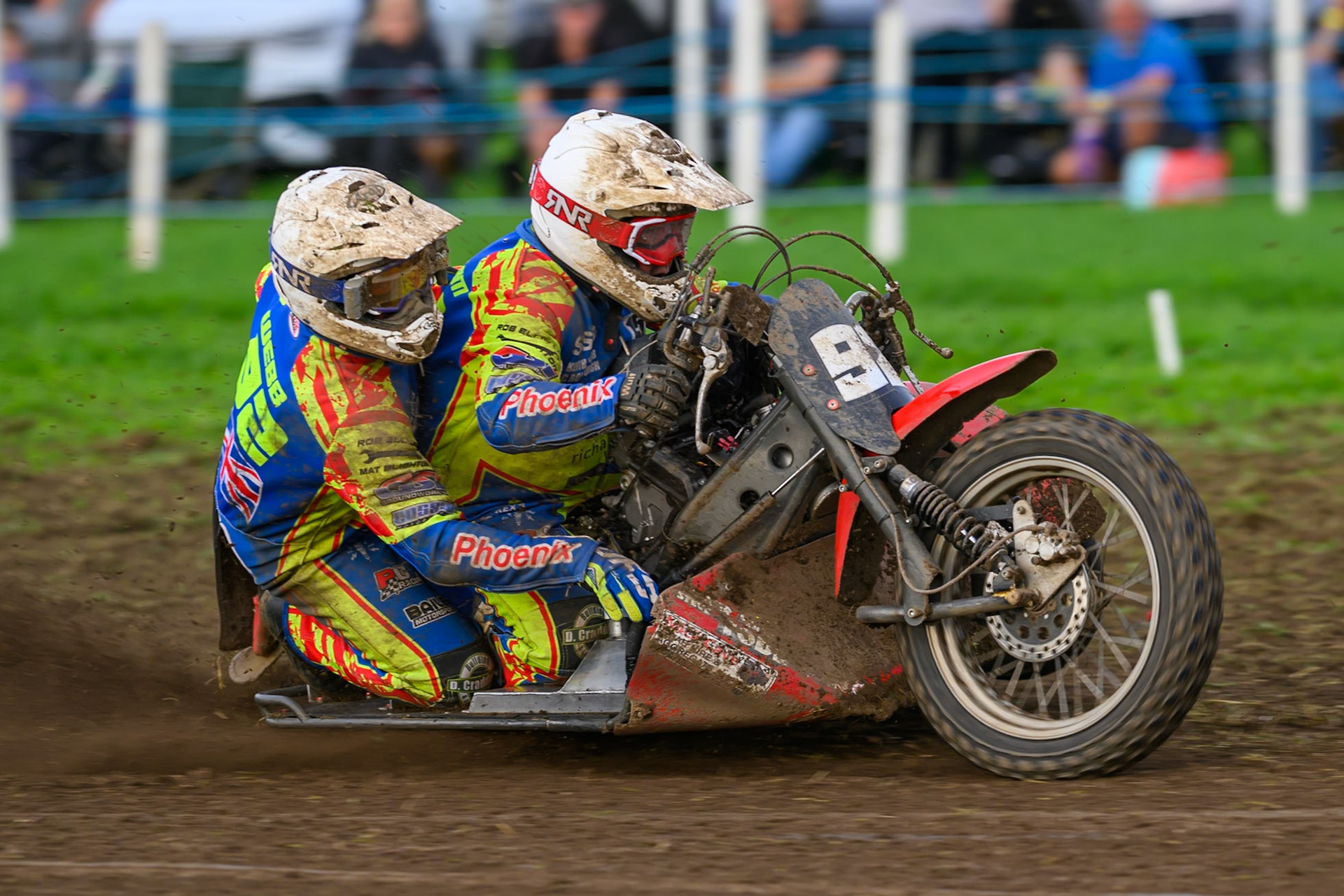 British Masters 1000cc Sidecars: Paul Whitelam/Richard Webb (92) during the British Masters Grasstrack Championship at Lower Marsh Farm, Much Hoole, Preston in Lancashire, England on Sunday 13th September 2026. (Photo: Ian Charles | MI News)