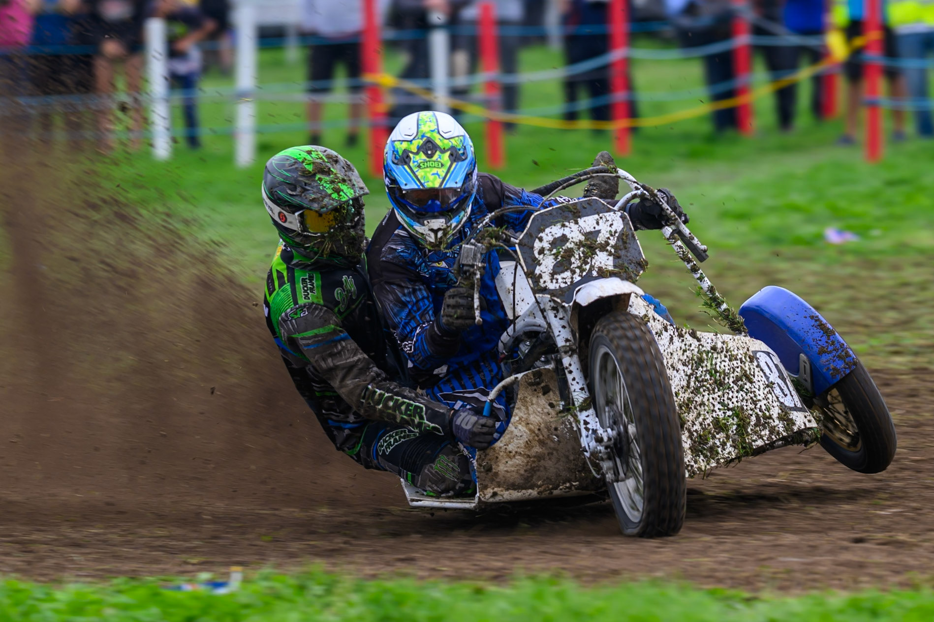 British Masters 1000cc Sidecars: Rob Bradley/Billy Winterburn (87) during the British Masters Grasstrack Championship at Lower Marsh Farm, Much Hoole, Preston in Lancashire, England on Sunday 13th September 2026. (Photo: Ian Charles | MI News)