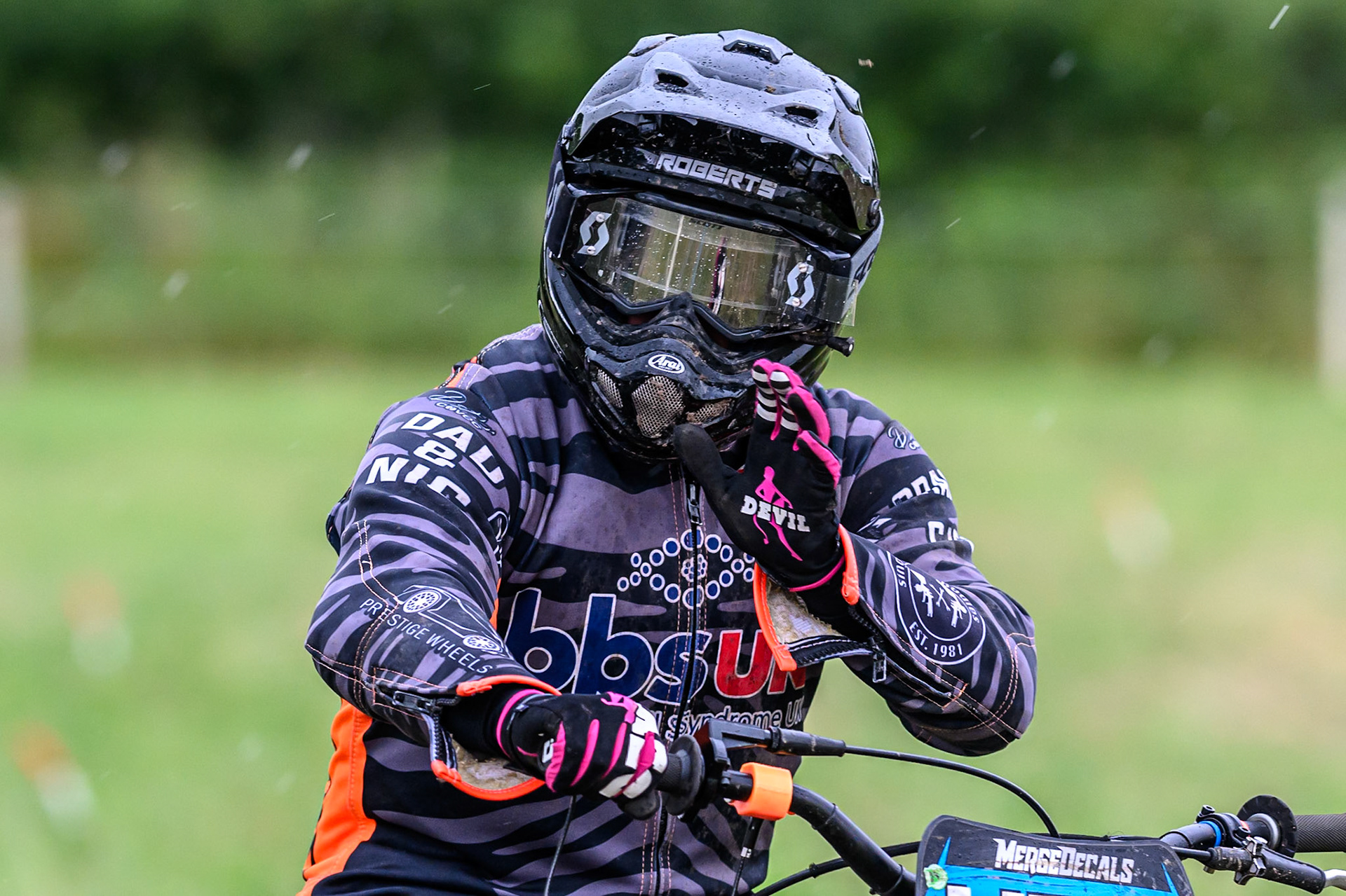 Jack Roberts on his lap of honour after the 350cc Final win during the ACU Northern Grass Track Riders Championship at Cheshire Grass Track Club, Frog Lane, Knutsford, Cheshire on Sunday 20th July 2025. (Photo: Ian Charles | MI News)