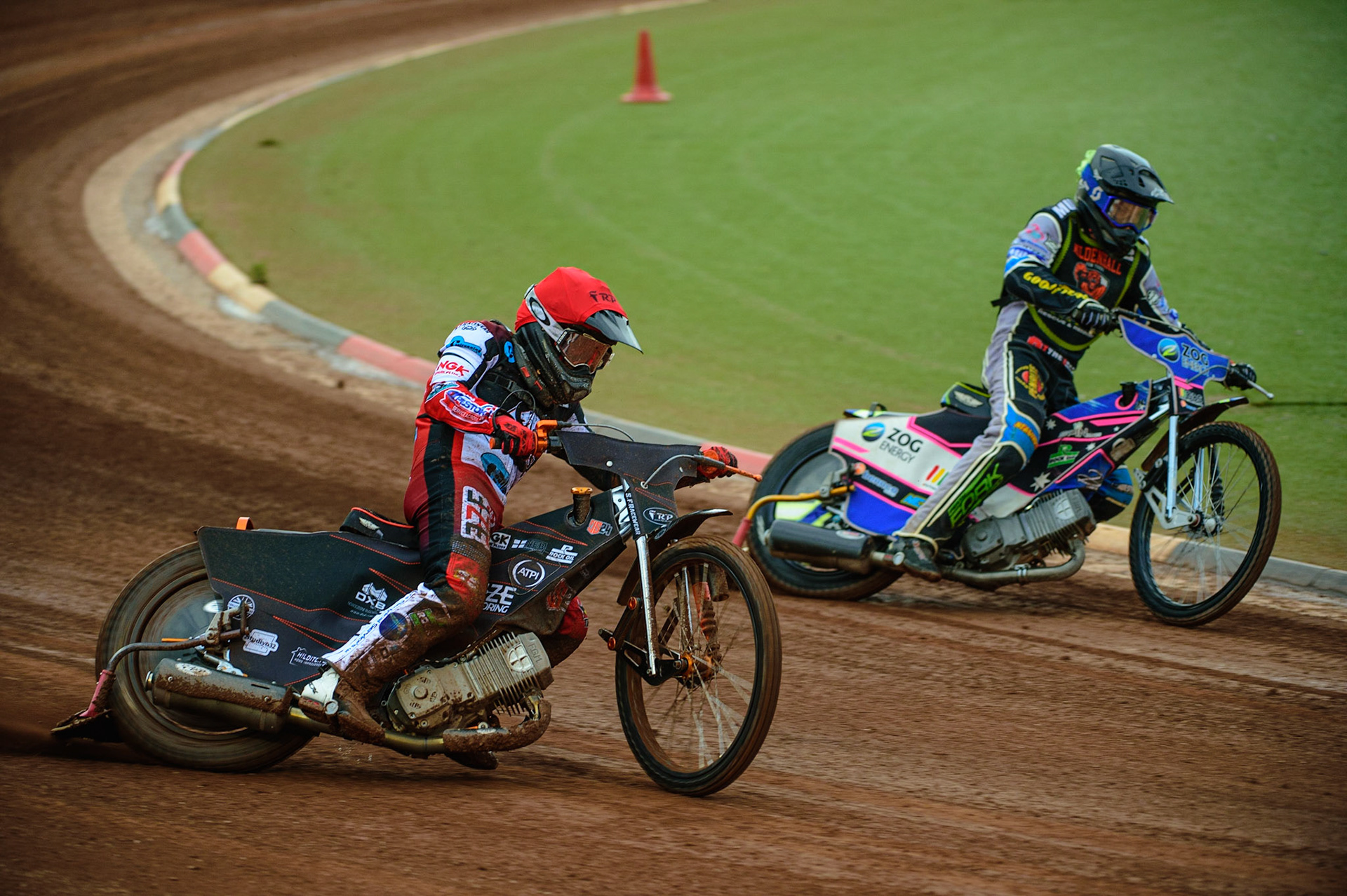 Jack Smith  (Red) outside Matt Marson (Yellow)during the National Development League match between Belle Vue Colts and Mildenhall Fens Tigers at the National Speedway Stadium, Manchester on Friday 15th July 2022. (Credit: Ian Charles | MI News)