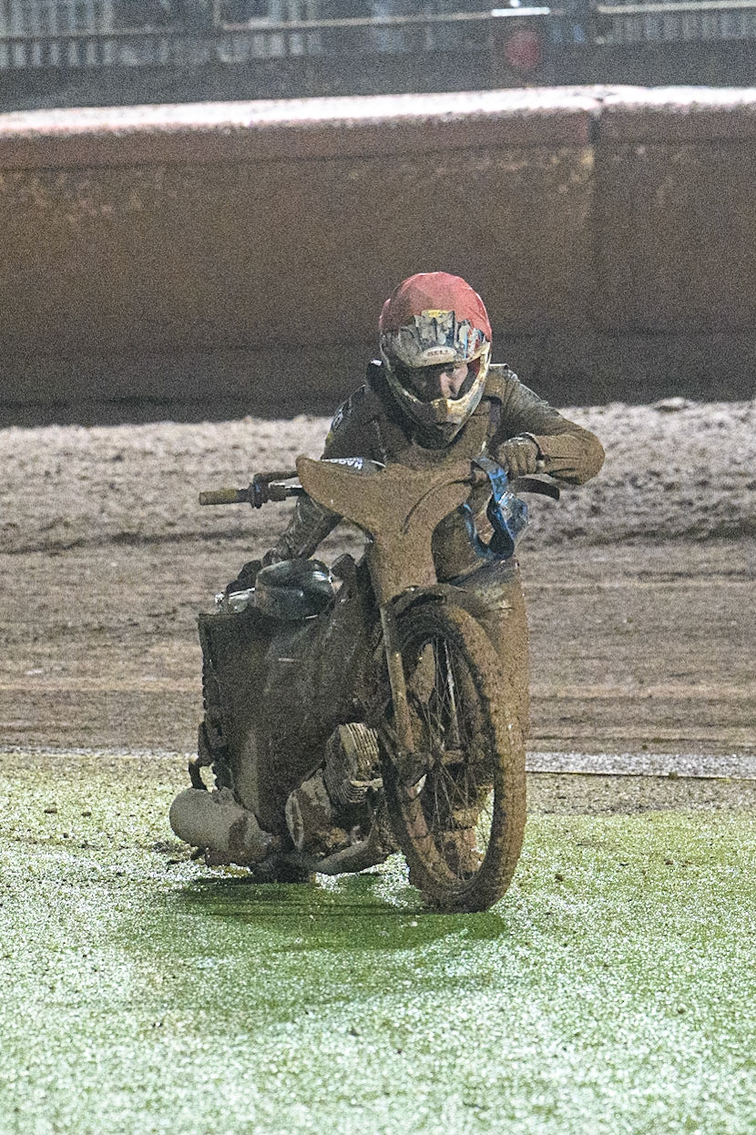 Sam Hagon pushes his bike back after his fall during the Sports Insure British Speedway Final at the National Speedway Stadium, Manchester on Monday 14th August 2023. (Photo: Ian Charles | MI News)
