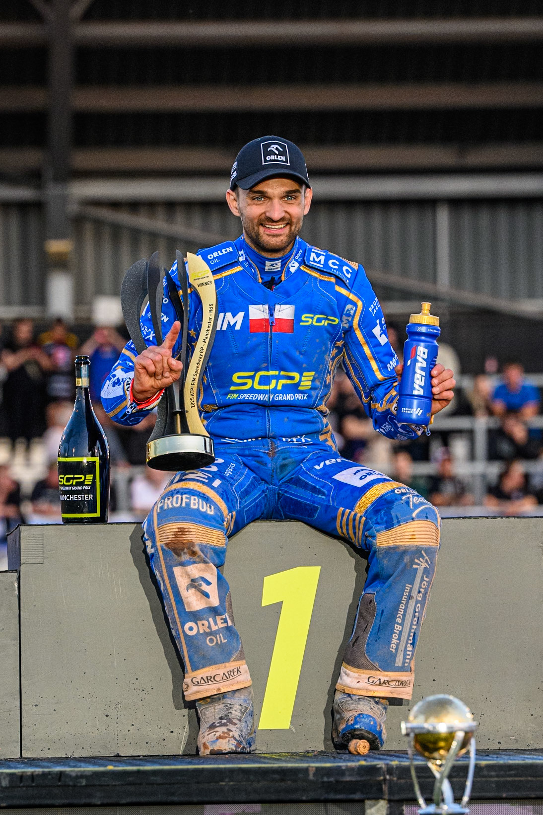 Saturday Night Winner: Bartosz Zmarzlik (95) of Poland during the ATPI FIM Speedway Grand Prix Round 5 at the National Speedway Stadium, Manchester, on Saturday 14th June 2025. (Photo: Ian Charles | MI News)