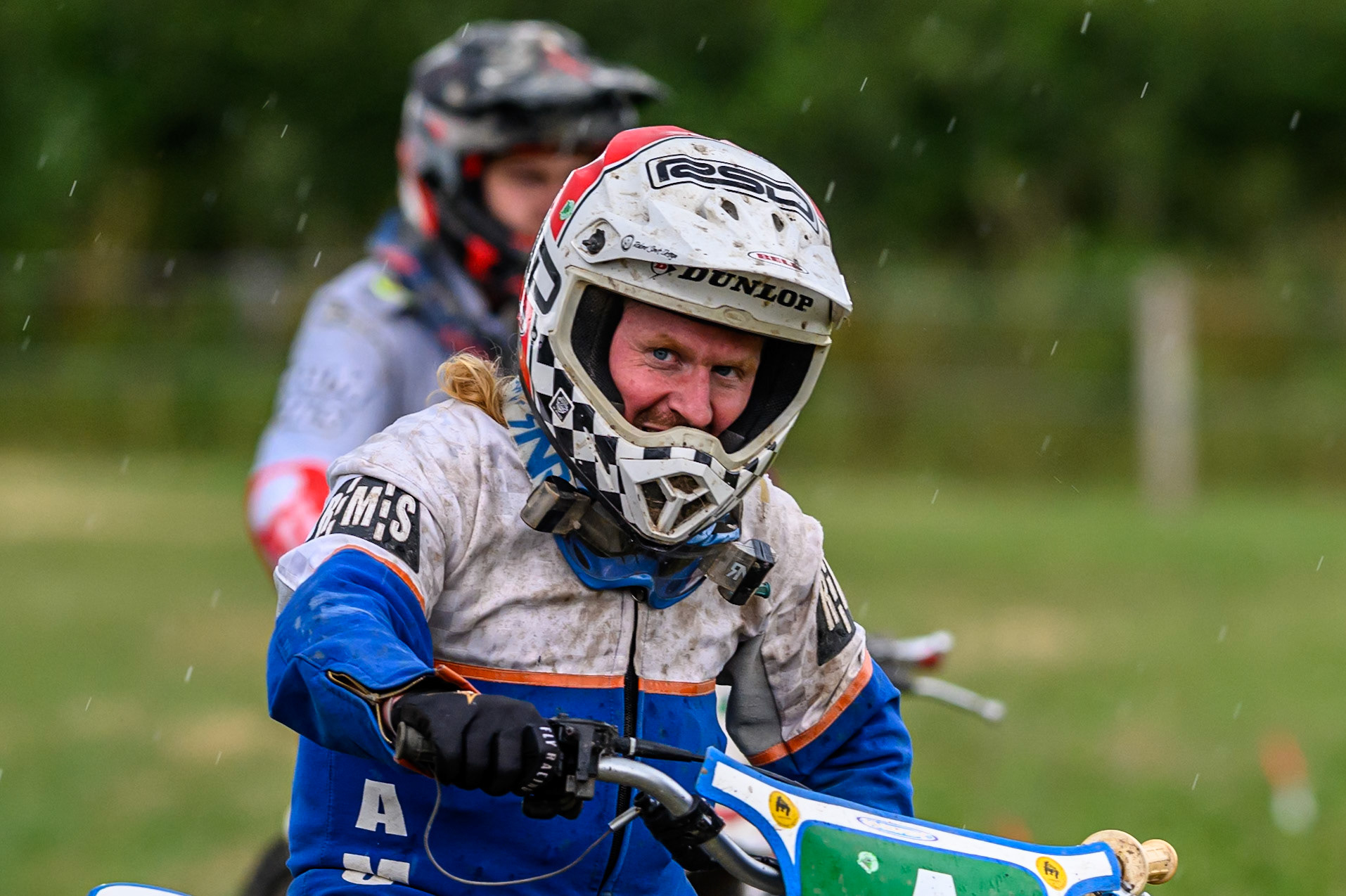 Simon Hammersley on his lap of honour after winning the 250cc Final during the ACU Northern Grass Track Riders Championship at Cheshire Grass Track Club, Frog Lane, Knutsford, Cheshire on Sunday 20th July 2025. (Photo: Ian Charles | MI News)
