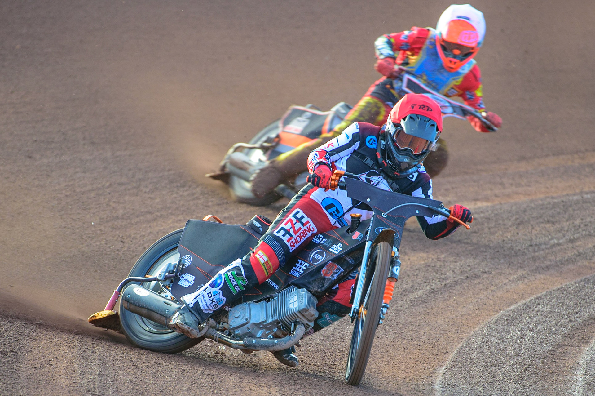 MANCHESTER, UK. MAY 27TH Jack Smith (Red) leads Connor Coles (White) during the National Development League match between Belle Vue Colts and Armadale Devils at the National Speedway Stadium, Manchester on Friday 27th May 2022. (Credit: Ian Charles | MI News)