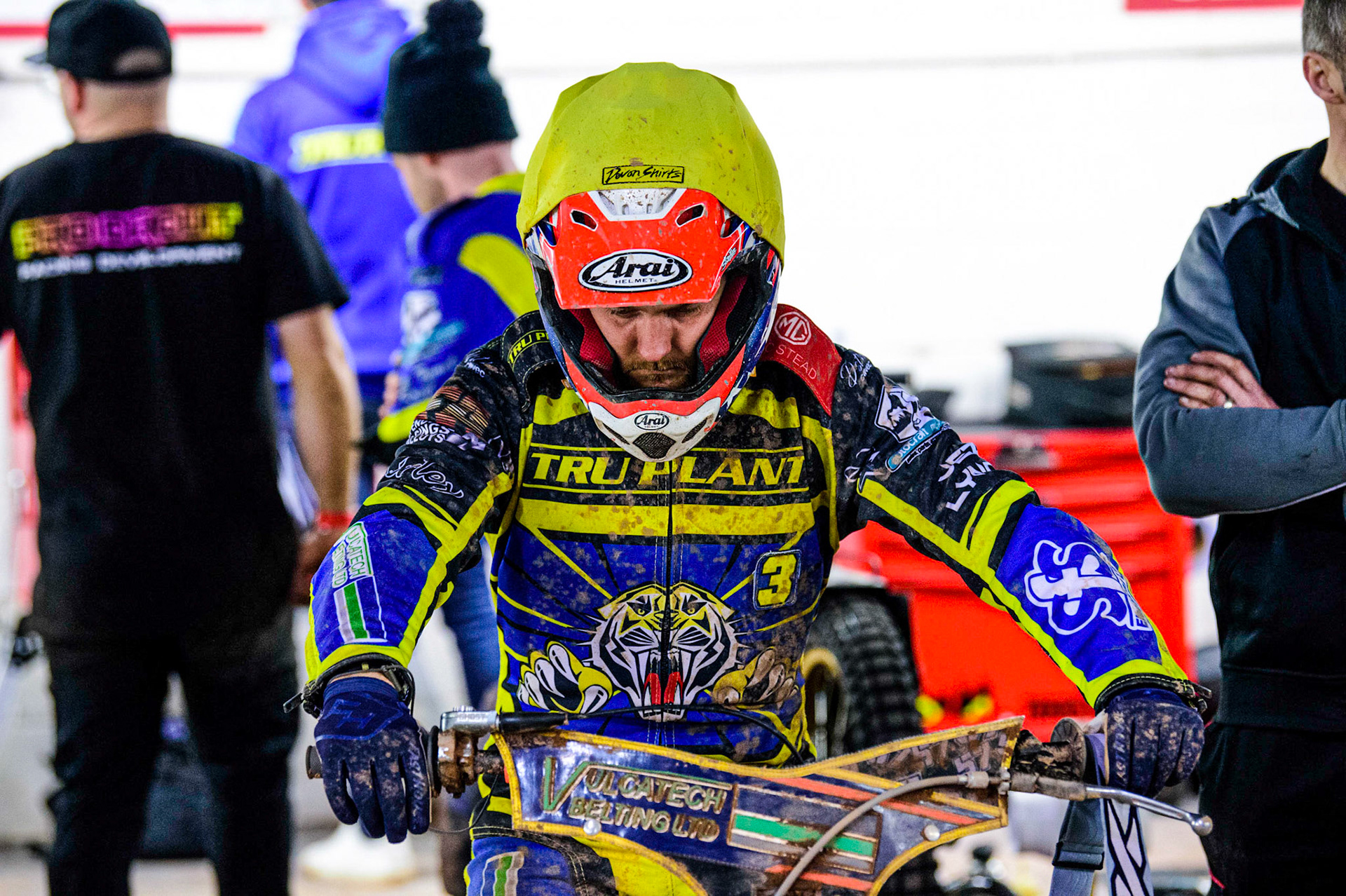 Connor Mountain waits to top out for his next heat  during the Grant Henderson Pairs at the National Speedway Stadium, Manchester on Thursday 27th October 2022. (Credit: Ian Charles | MI NEWS)