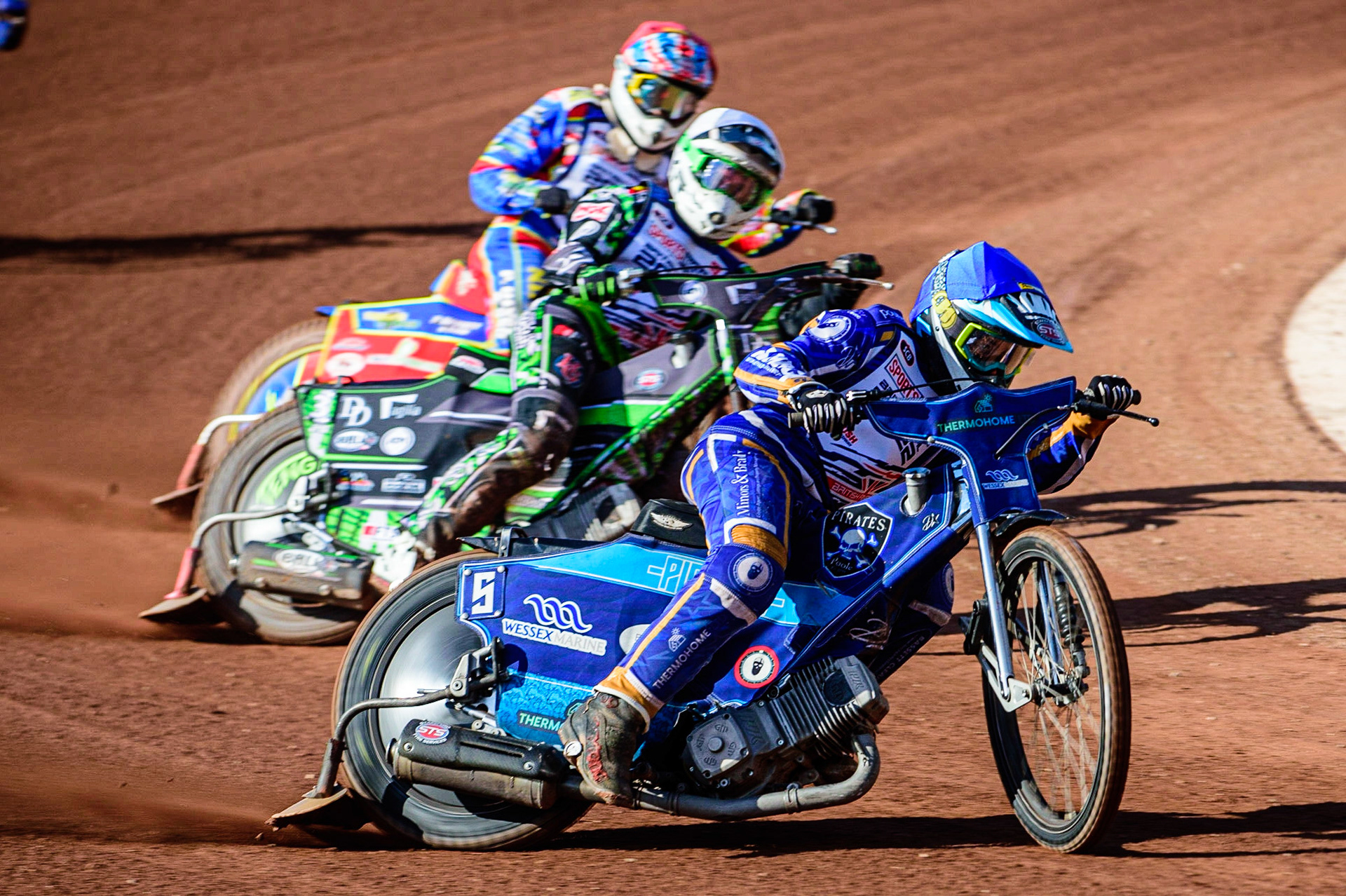 Richard Lawson  (Blue) leads Charles Wright (White) and Simon Lambert (Red) during the Sports Insure British Speedway Final, at the National Speedway Stadium, Manchester, on Sunday 18th September 2022. (Credit: Ian Charles | MI News )