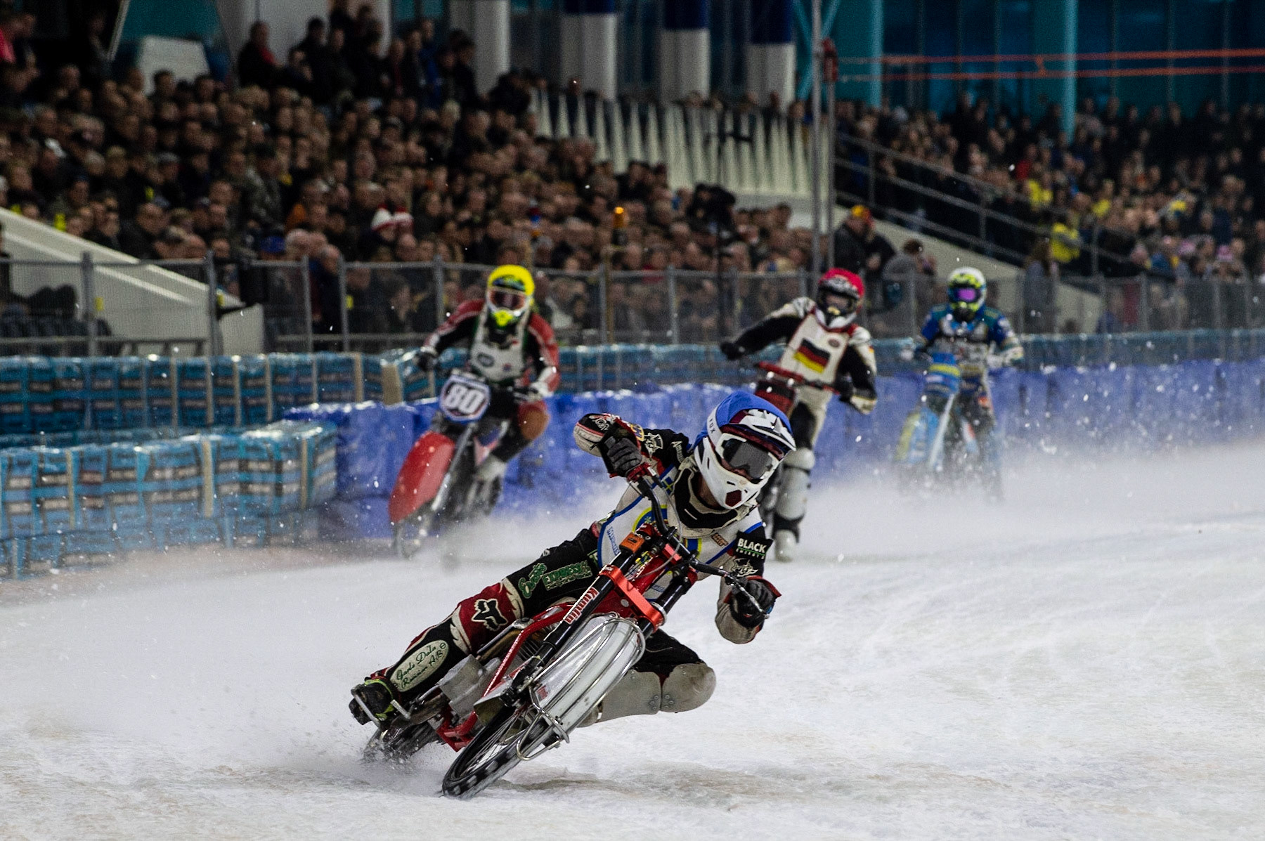 Photo: Ian Charles

Andreas Lindblom (Blue) leads Jiří Wildt (Yellow), Franz Mayerbüchler (Red) and Luca Bauer (White)

Roelof Thijs Bokaal, Ice Rink Thialf, Heerenveen, Netherlands Friday  29  March  2019
