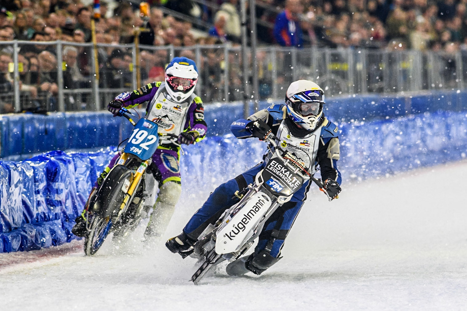 Reinhard Greisel of Germany in White leading Paul Cooper of Great Britain in Blue during the Roelof Thijs Bokaal, Ice Rink Thialf, Heerenveen, Netherlands on Friday 4th April 2025. (Photo: Ian Charles | MI News)