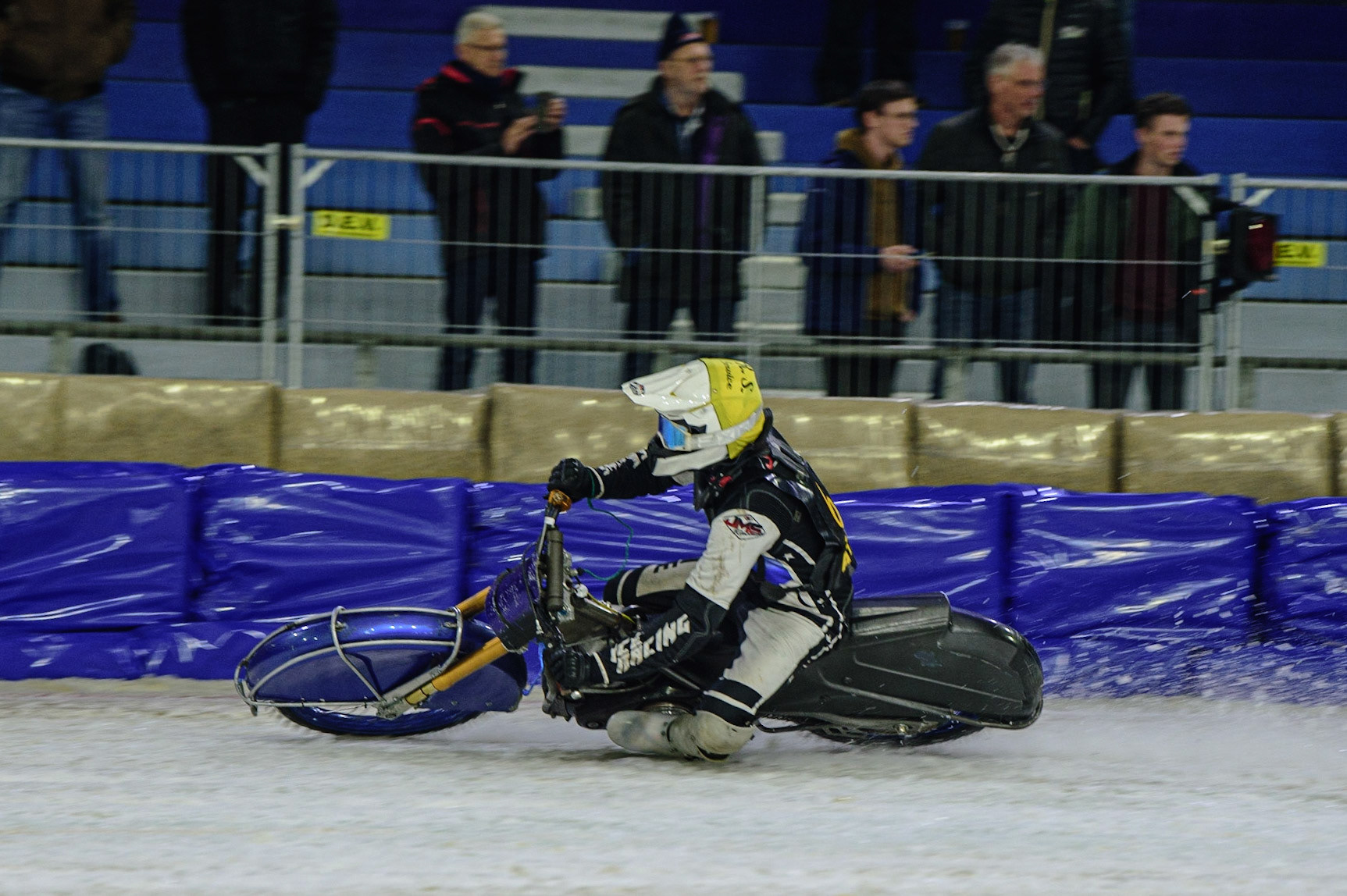 HEERENVEEN, NL. APR 1. Atte Suolammi in action  during the ROLOEF THIJS BOKAAL  at Ice Rink Thialf, Heerenveen on Friday 1st April 2022. (Credit: Ian Charles | MI News)