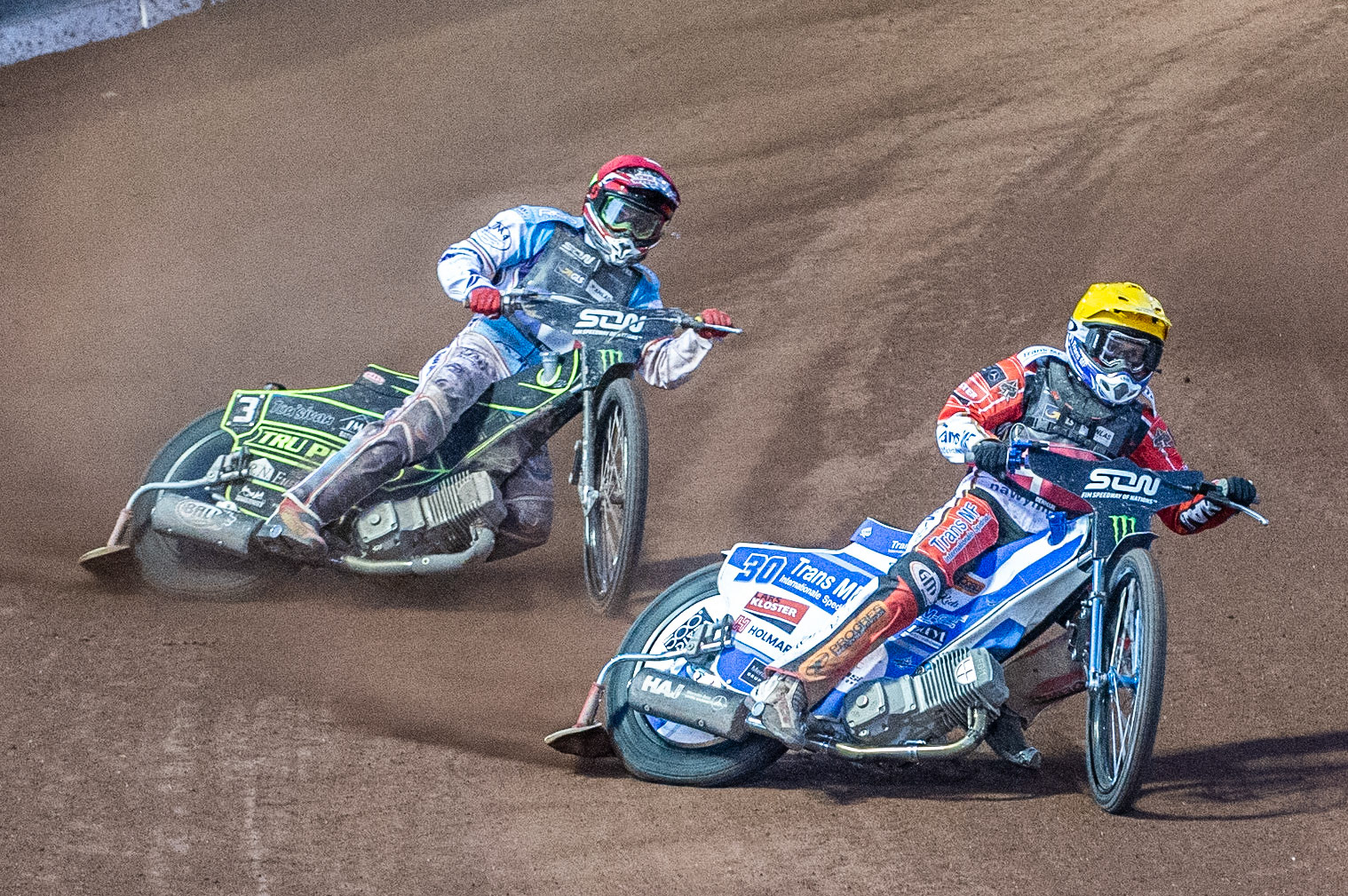 Photo: Ian Charles

Leon Madsen (Yellow) leads David Bellego (Red)

Monster Energy FIM Speedway Of Nations, Race Off 2, Belle Vue National Speedway Stadium, Manchester 7 May  2019