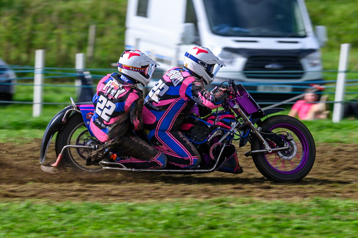 British Masters 1000cc Sidecars: Will Penfold/Ricky Pay (22) during the British Masters Grasstrack Championship at Lower Marsh Farm, Much Hoole, Preston in Lancashire, England on Sunday 13th September 2026. (Photo: Ian Charles | MI News)