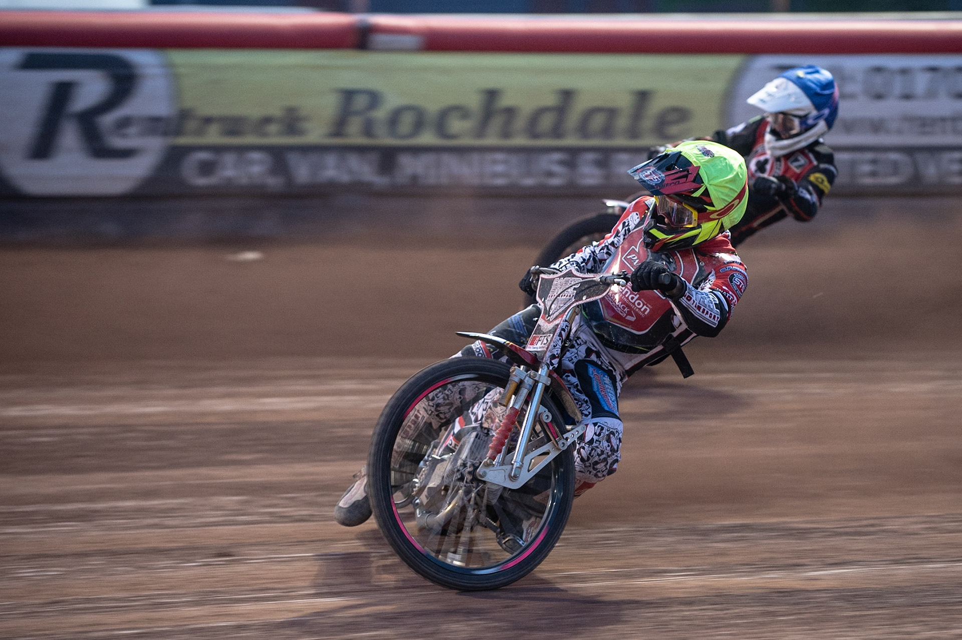 Photo by Ian Charles:

Aaron Summers  (Yellow) leads Jaimon Lidsey  (Blue)

Belle Vue Aces v Peterborough Panthers, British Speedway Premiership, National Speedway Stadium, Manchester, Monday, 29, April, 2019