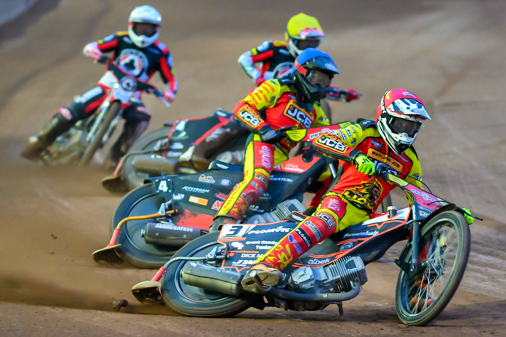 Sam Masters of Leicester Lions in Red leading Dan Thompson of Leicester Lions in Blue , Zach Cook of Belle Vue Aces  in Yellow and Peter Kildemand of Belle Vue Aces  in White  during the Rowe Motor Oil Premiership match between Leicester Lions and Belle Vue Aces at the Hydroscan Arena, Leicester on Monday 7th September 2026. (Photo: Ian Charles | MI News)