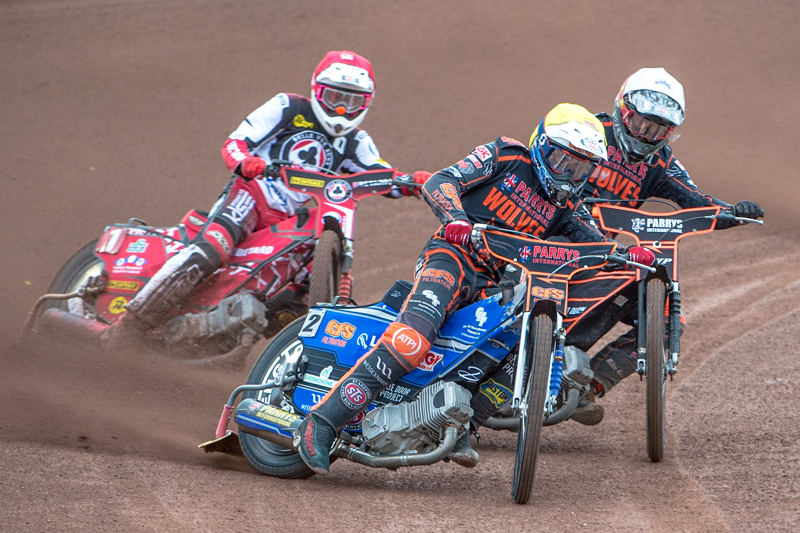 MANCHESTER, UK. JUN 13TH Steve Worrall  (Yellow) and Sam Masters  (White) lead Max Fricke  (Red) during the SGB Premiership match between Belle Vue Aces and Wolverhampton  Wolves at the National Speedway Stadium, Manchester on Monday 13th June 2022. (Credit: Ian Charles | MI News)