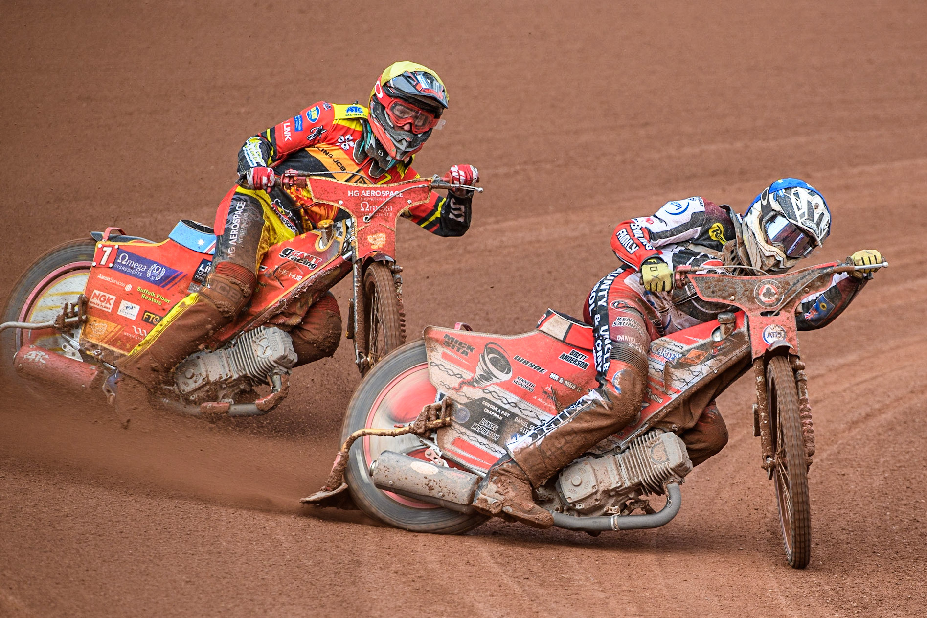 Connor Bailey (Blue) leads  Drew Kemp (Yellow) during the Sports Insure Premiership match between Belle Vue Aces and Leicester Lions at the National Speedway Stadium, Manchester on Monday 28th August 2023. (Photo: Ian Charles | MI News)