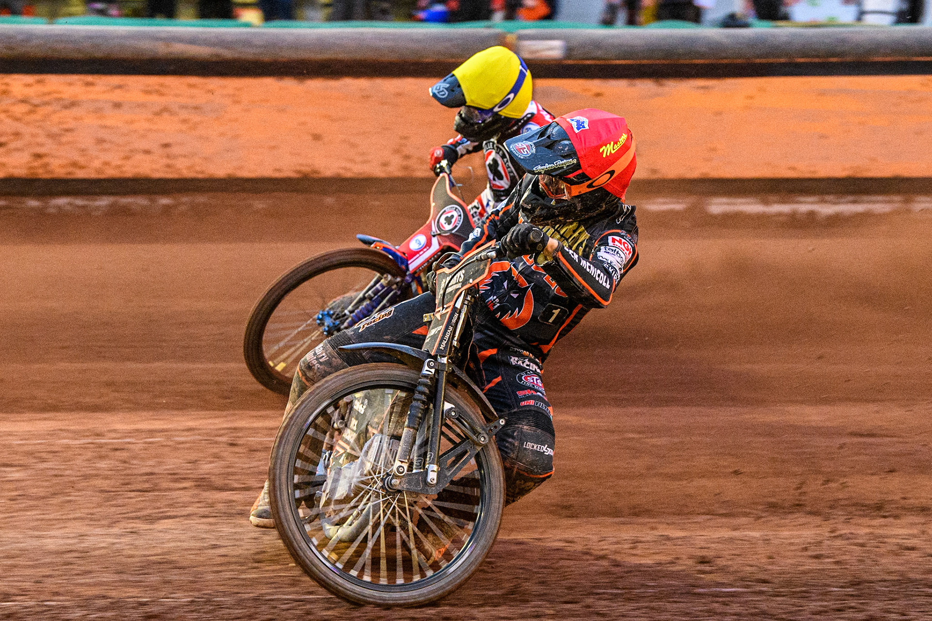 Sam Masters (Red) inside Brady Kurtz (Yellow) during the Sports Insure Premiership match between Wolverhampton Wolves and Belle Vue Aces at Monmore Green Stadium, Wolverhampton on Monday 10th July 2023. (Photo: Ian Charles | MI News)