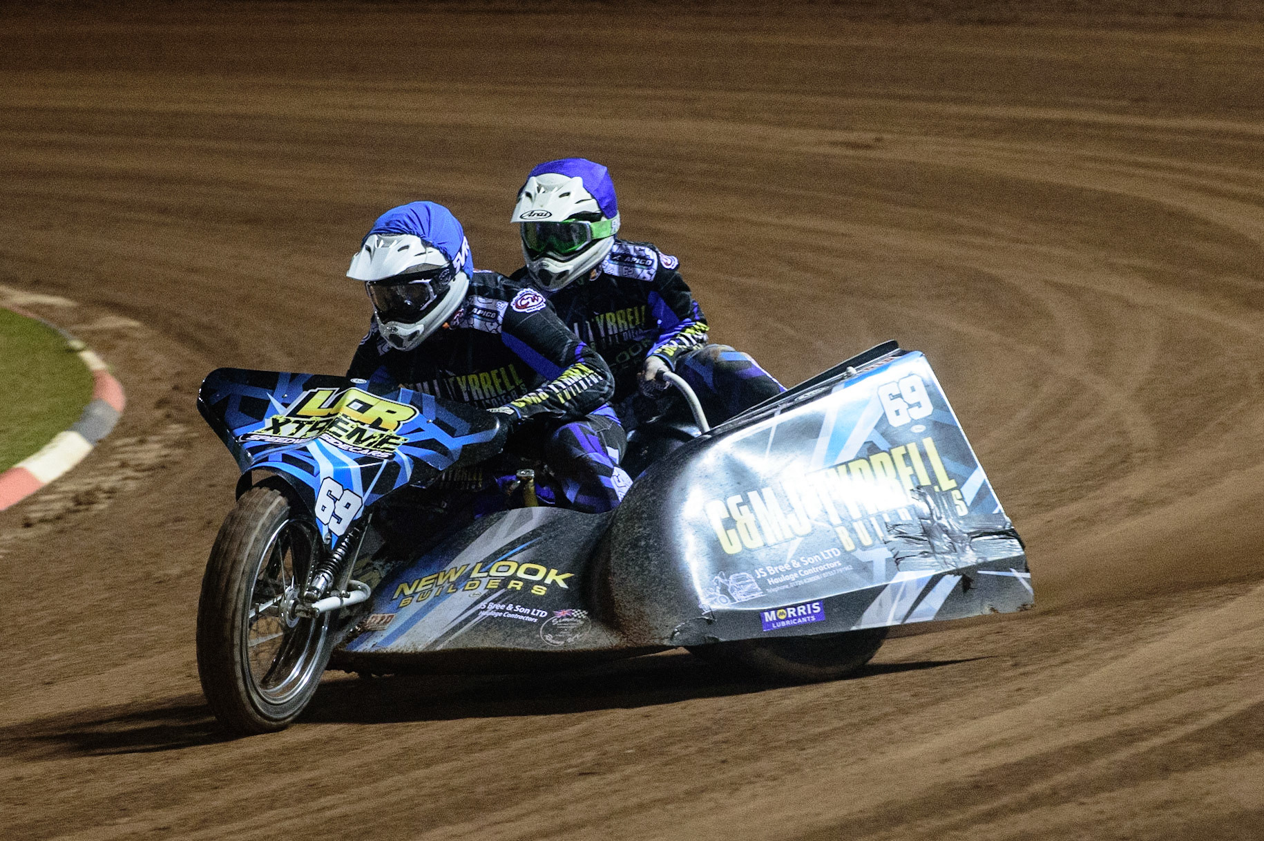 MANCHESTER, UK. OCT 30TH   Matt Tyrell &amp; Liam Brown  finish second in the final during the Manchester Masters Sidecar Speedway and Flat Track Racing at the National Speedway Stadium, Manchester on Saturday 30th October 2021. (Credit: Ian Charles | MI News)