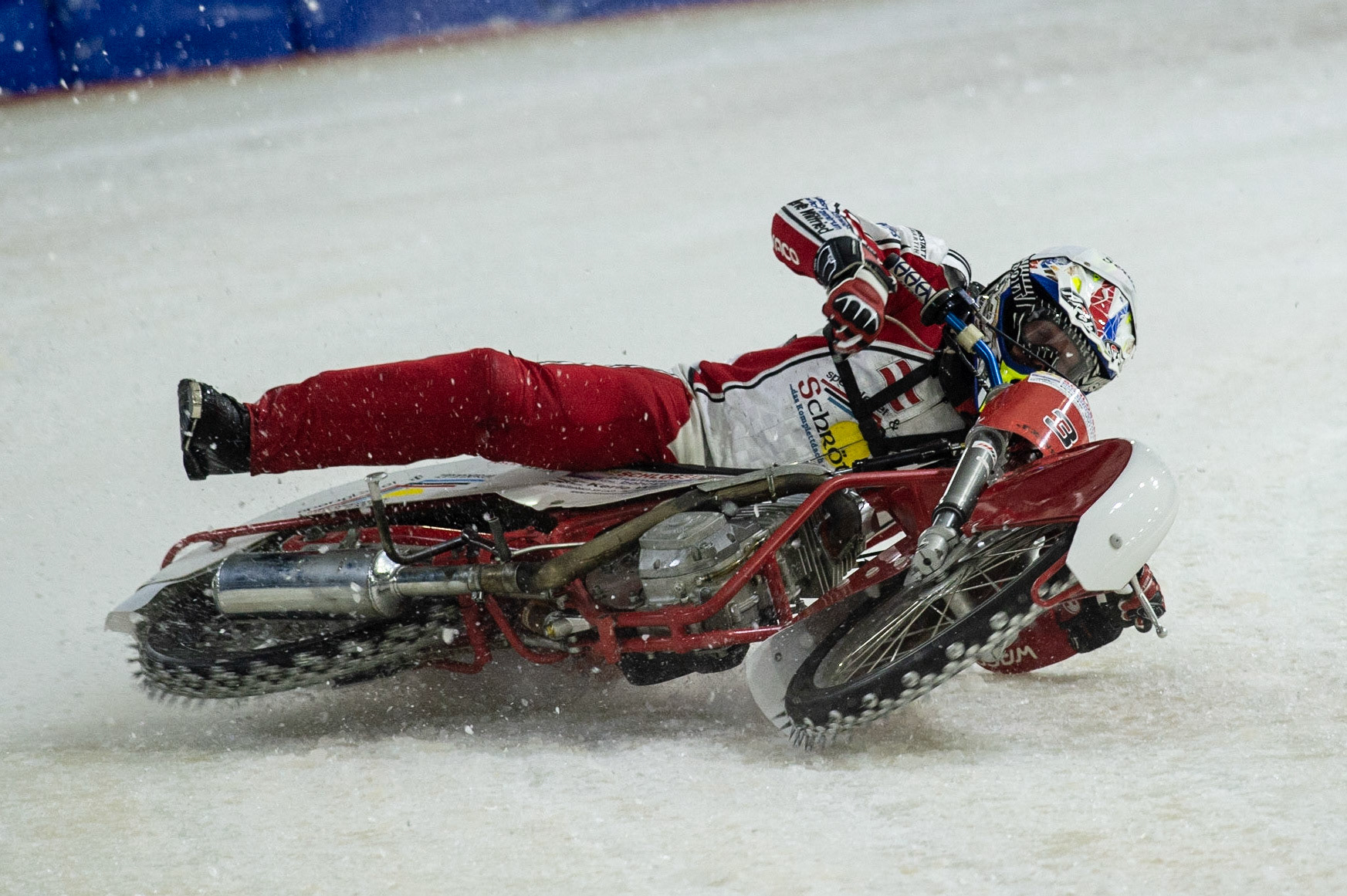 Photo: Ian Charles

Kevin Arzl gets into difficulty and falls 

Roelof Thijs Bokaal, Ice Rink Thialf, Heerenveen, Netherlands Friday  29  March  2019