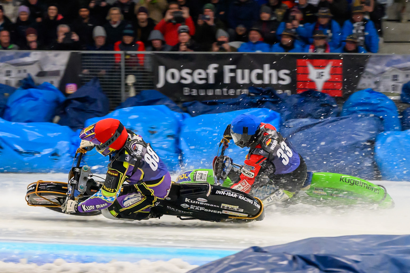 Max Niedermaier (88) of Germany in Red rides inside Johann Weber (33) of Germany in Blue during the Ice Speedway Gladiators World Championship Final 2 at Max-Aicher-Arena, Inzell on Sunday 15th March 2026. (Photo: Ian Charles | MI News)