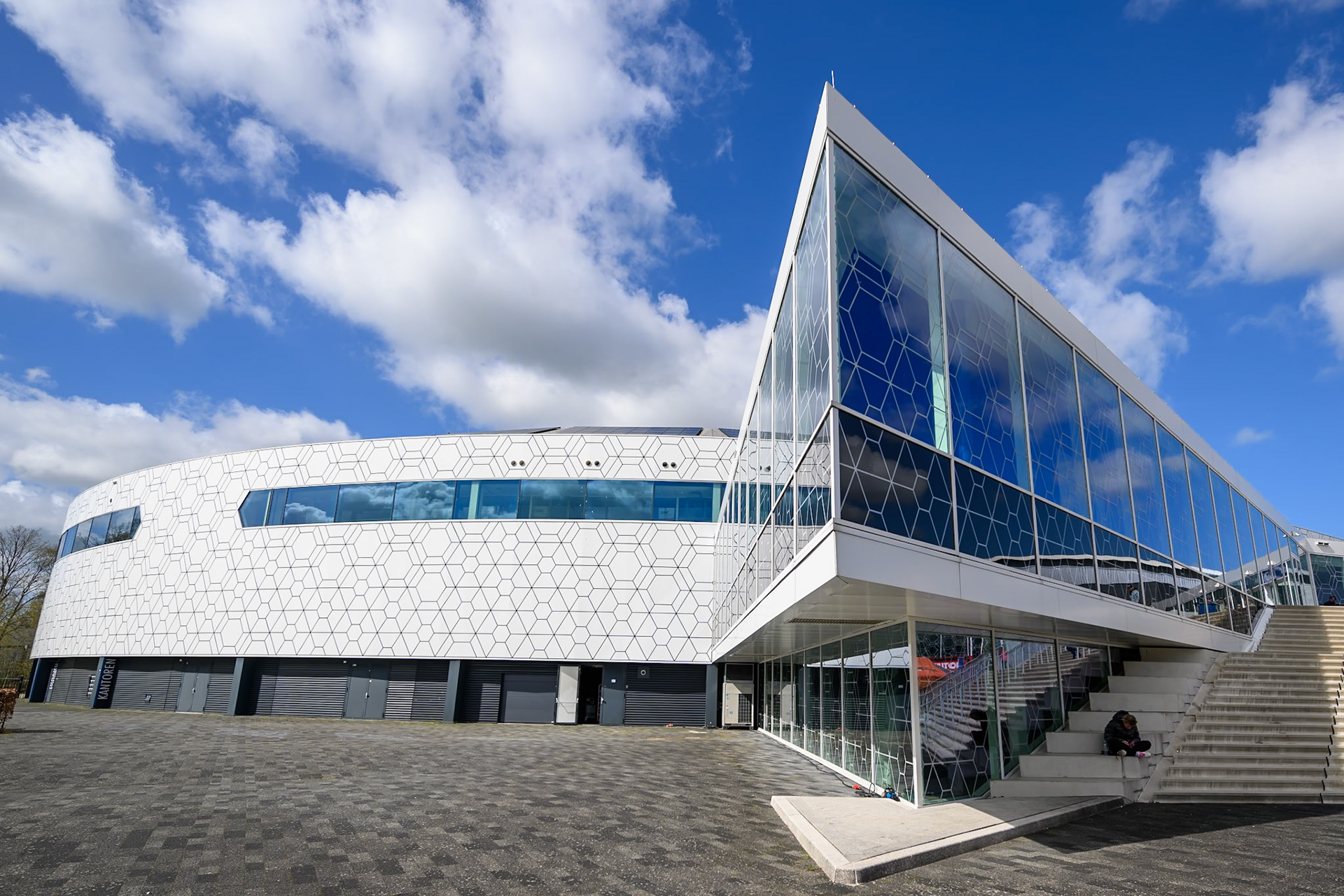 General view of the Stadium during the FIM Ice Speedway Of Nations at Ice Rink Thialf, Heerenveen on Sunday 12th April 2026. (Photo: Ian Charles | MI News)