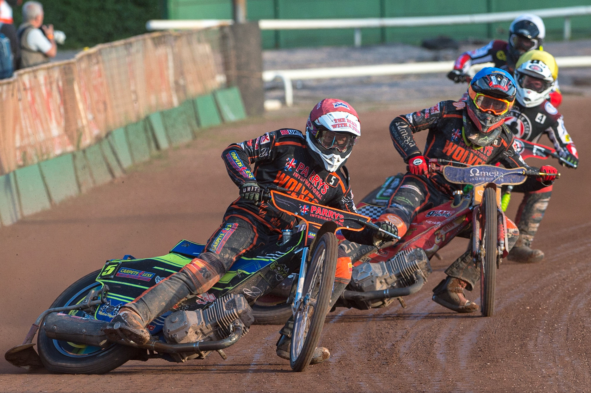 WOLVERHAMPTON, UK. JUN 20TH Nick Morris  (Red) and Drew Kemp  (Blue) lead Charles Wright  (Yellow) and Tom Brennan  (White) during the SGB Premiership match between Wolverhampton Wolves and Belle Vue Aces at Monmore Green Stadium, Wolverhampton on Monday 20th June 2022. (Credit: Ian Charles | MI News)