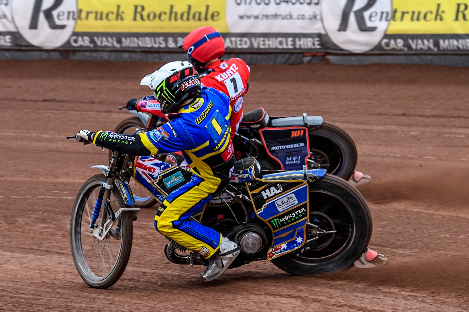 Sheffield Tigers' Jack Holder (White) chases Belle Vue ATPI Aces Brady Kurtz (Red) during the Rowe Motor Oil Premiership KO Cup Quarter Final 1st Leg between Belle Vue Aces and Sheffield Tigers at the National Speedway Stadium, Manchester on Monday 1st April 2024. (Photo: Ian Charles | MI News)