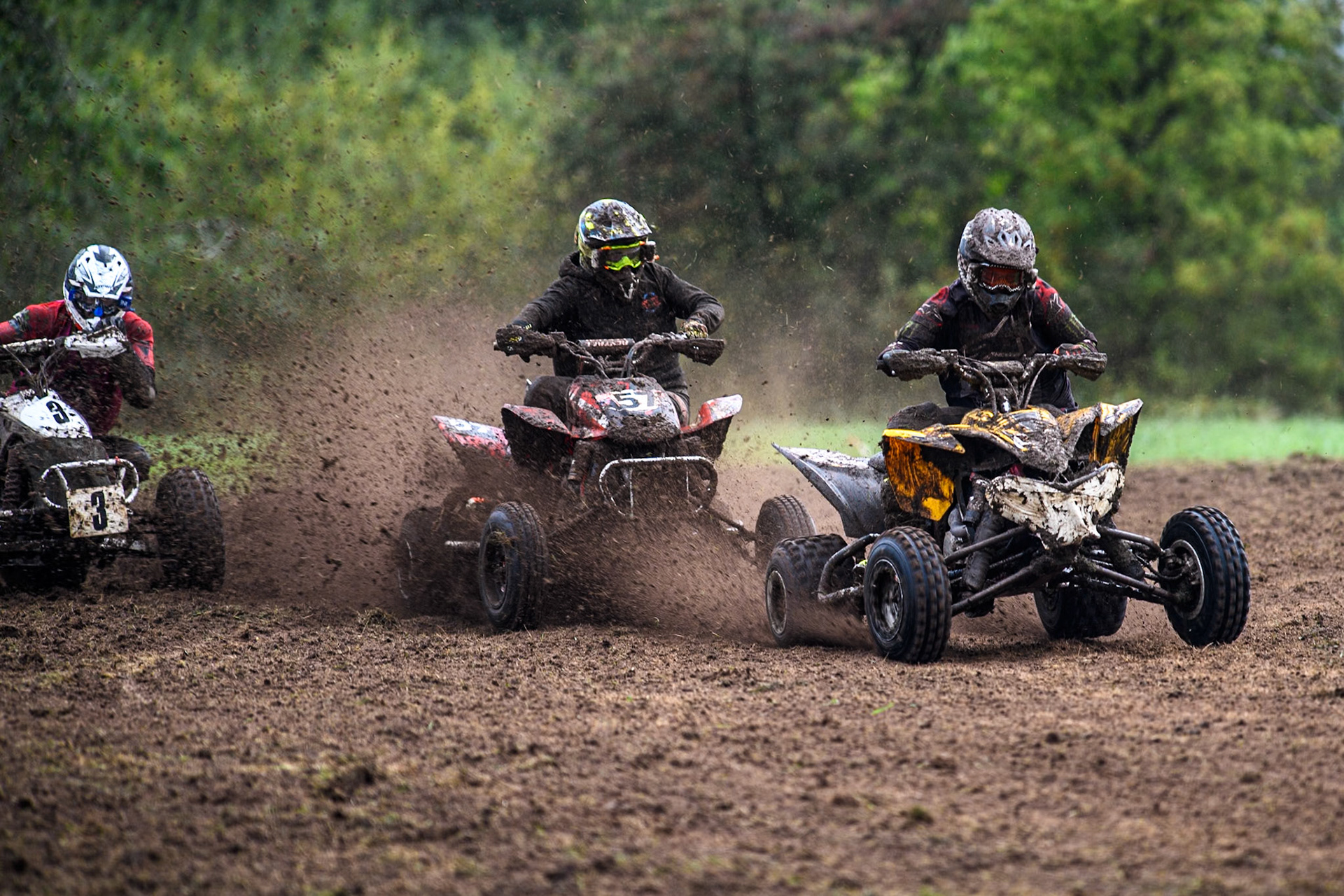Iestyn Rees (95) leading Ethan Williams (57)  and Dean Morford (3) in the Quad Class during the ACU British Upright Championships at Woodhouse Lance, Gawsworth, Cheshire on Sunday 8th September 2024. (Photo: Ian Charles | MI News)