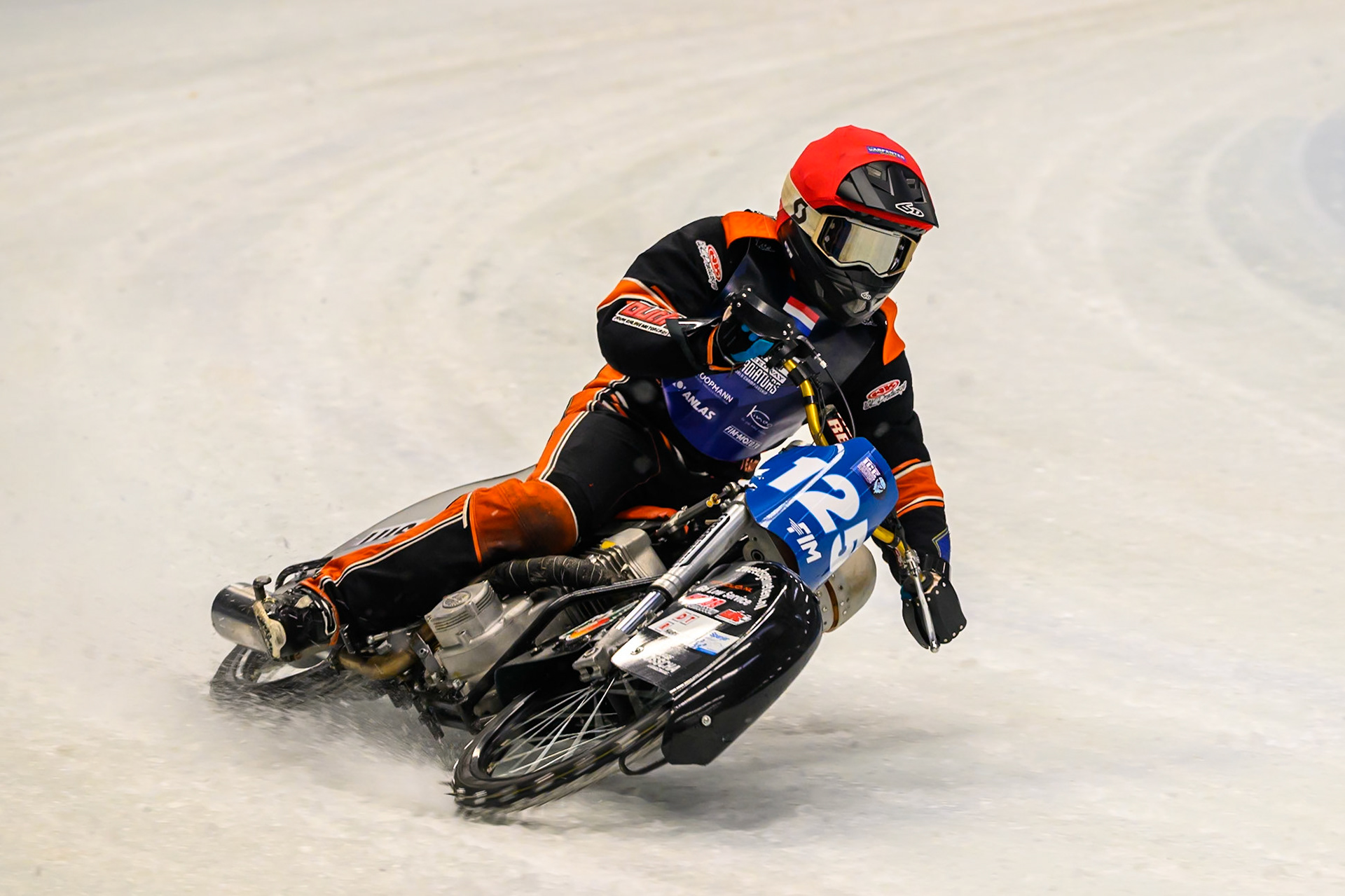 Sebastian Reitsma (125) of The Netherlands in action during the Ice Speedway Gladiators World Championship Final 2 at Max-Aicher-Arena, Inzell on Sunday 15th March 2026. (Photo: Ian Charles | MI News)
