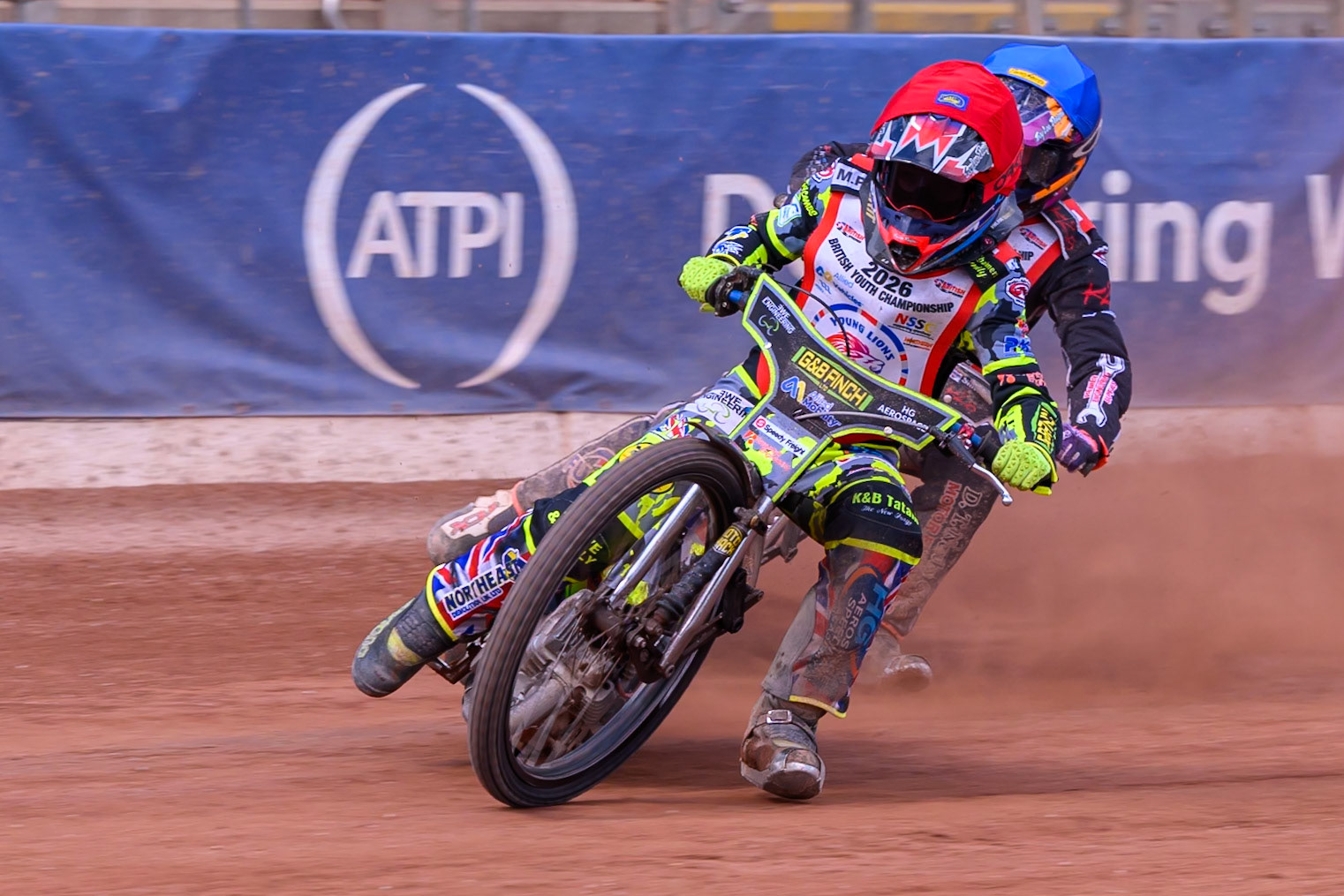 BRITISH YOUTH CHAMPIONSHIP (250cc): FINAL: Archie Rolph (3) in Red leading Kane Newby (14) in Blue during the British Youth Speedway Championship at the National Speedway Stadium, Manchester on Sunday 10th May 2026. (Photo: Ian Charles | MI News)