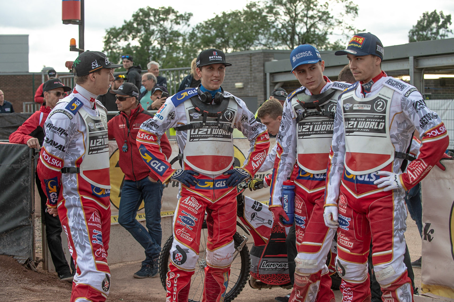 Photo: Ian Charles

The Polish team take a look at the track

FIM Team Speedway U-21 World Championship, National Speedway Stadium, Manchester Friday 12 July  2019
