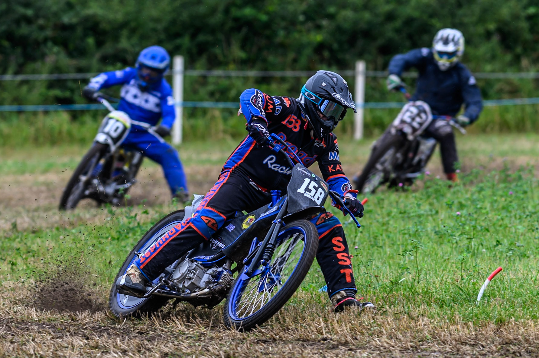 Mark Broadhurst (158) leads in the GT140 Class during the ACU Northern Grass Track Riders Championship at Cheshire Grass Track Club, Frog Lane, Knutsford, Cheshire on Sunday 20th July 2025. (Photo: Ian Charles | MI News)