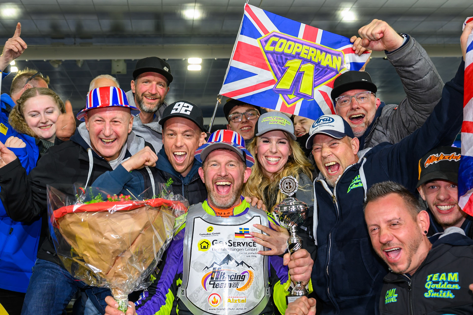 Paul Cooper of Great Britain  with his British Fans during the ROELOF THIJS BOKAAL at Ice Rink Thialf, Heerenveen on Friday 10th April 2026.  (Photo: Ian Charles | MI News)