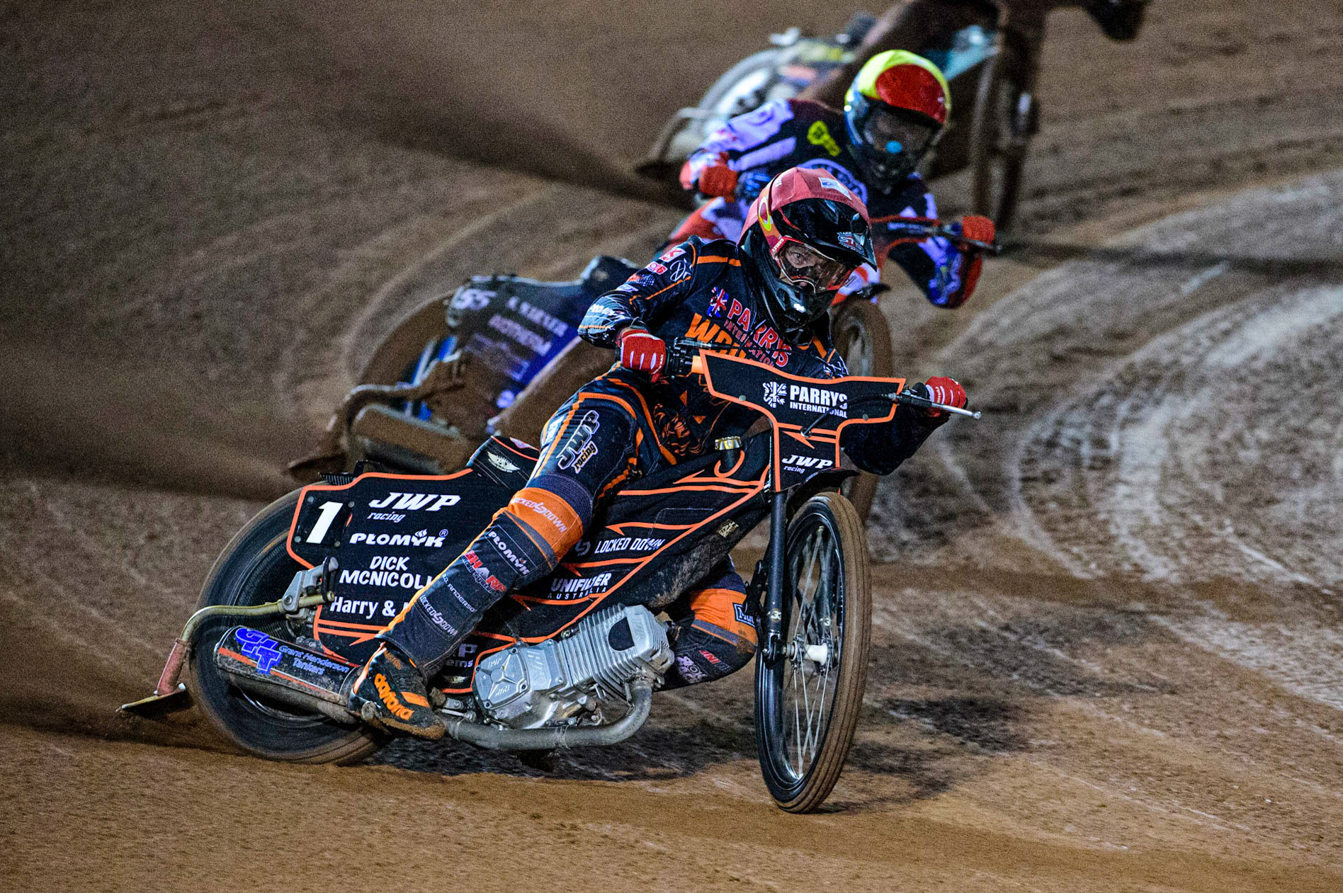 Sam Masters (Red) leads Matej Zagar (Yellow)  during the Grant Henderson Pairs at the National Speedway Stadium, Manchester on Thursday 27th October 2022. (Credit: Ian Charles | MI NEWS)