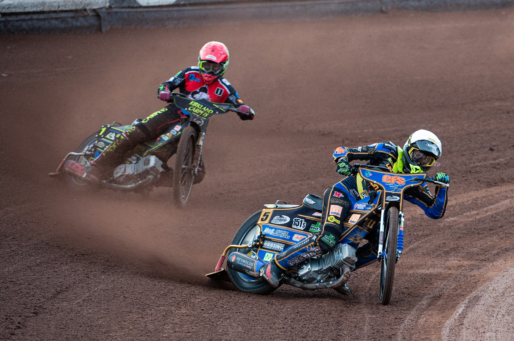 Photo: Ian Charles

Anders Rowe (White) leads Kyle Bickley (Red)

Belle Vue Colts v Leicester Cubs, SGB National League, Belle Vue National Speedway Stadium, Manchester, Thursday 8  August  2019