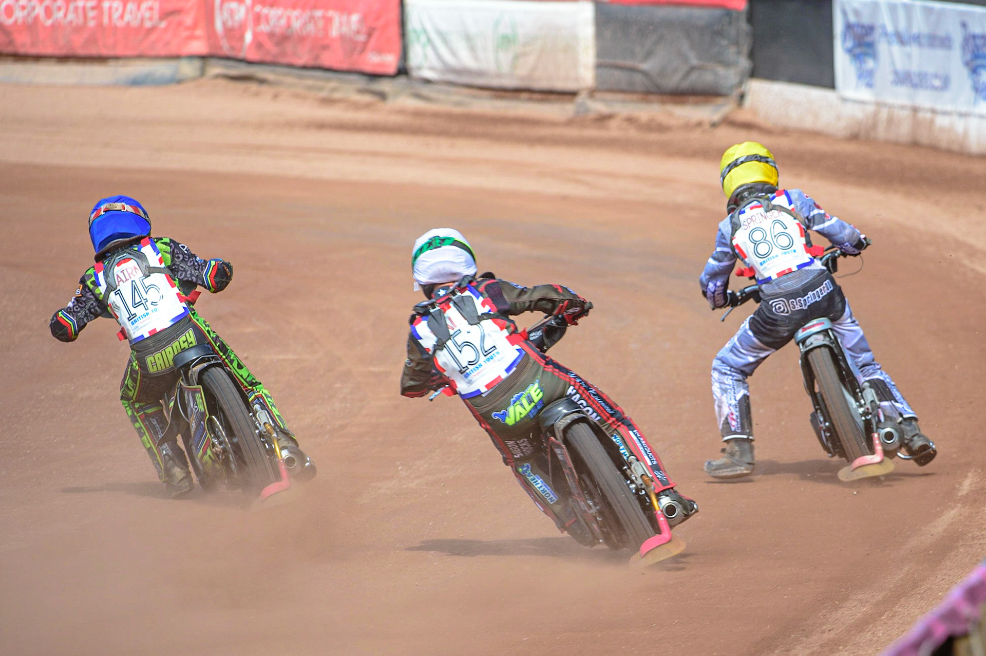 MANCHESTER, UK. JUN 3RD Ashton Vale (152) (White) chases William Cairns (145) (Blue) and Sonny Springer (86)  (Yellow) during the British Youth Speedway Championship (Round 4)  at the National Speedway Stadium, Manchester on Friday 3rd June 2022. (Credit: Ian Charles | MI News)