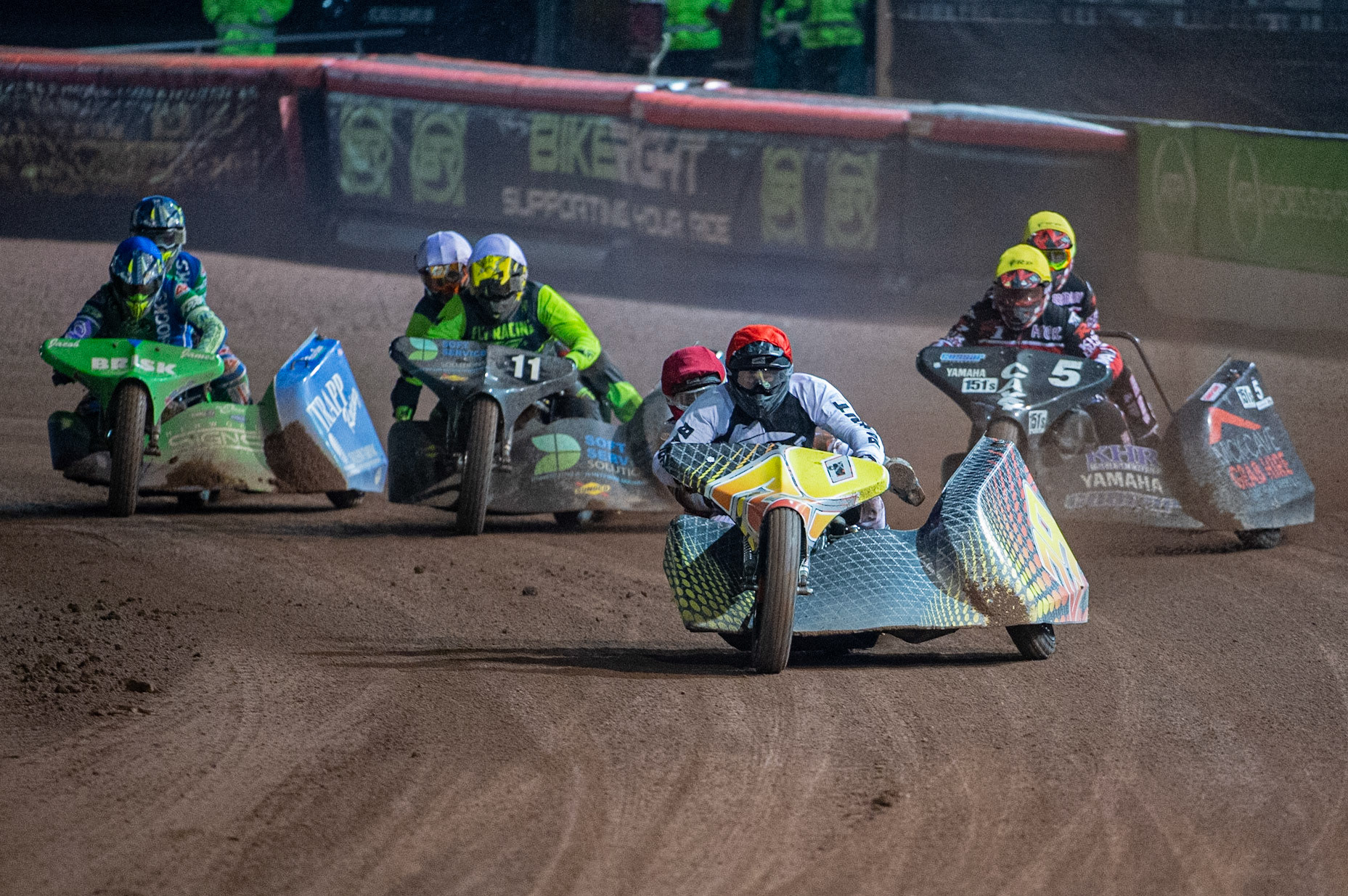 MANCHESTER, ENGLAND Tom Cossar & Wayne Rickards(29) leads Mick Cave & Bradley Steer(5), Philip Wynn & Adam Cowper Smith(11) and Jack Penfold & Kieran Ivy(6) during the  ACU Sidecar Speedway Manchester Masters,  Belle Vue National Speedway Stadium, Manchester Saturday 12 October 2019 (Credit: Ian Charles | MI News)