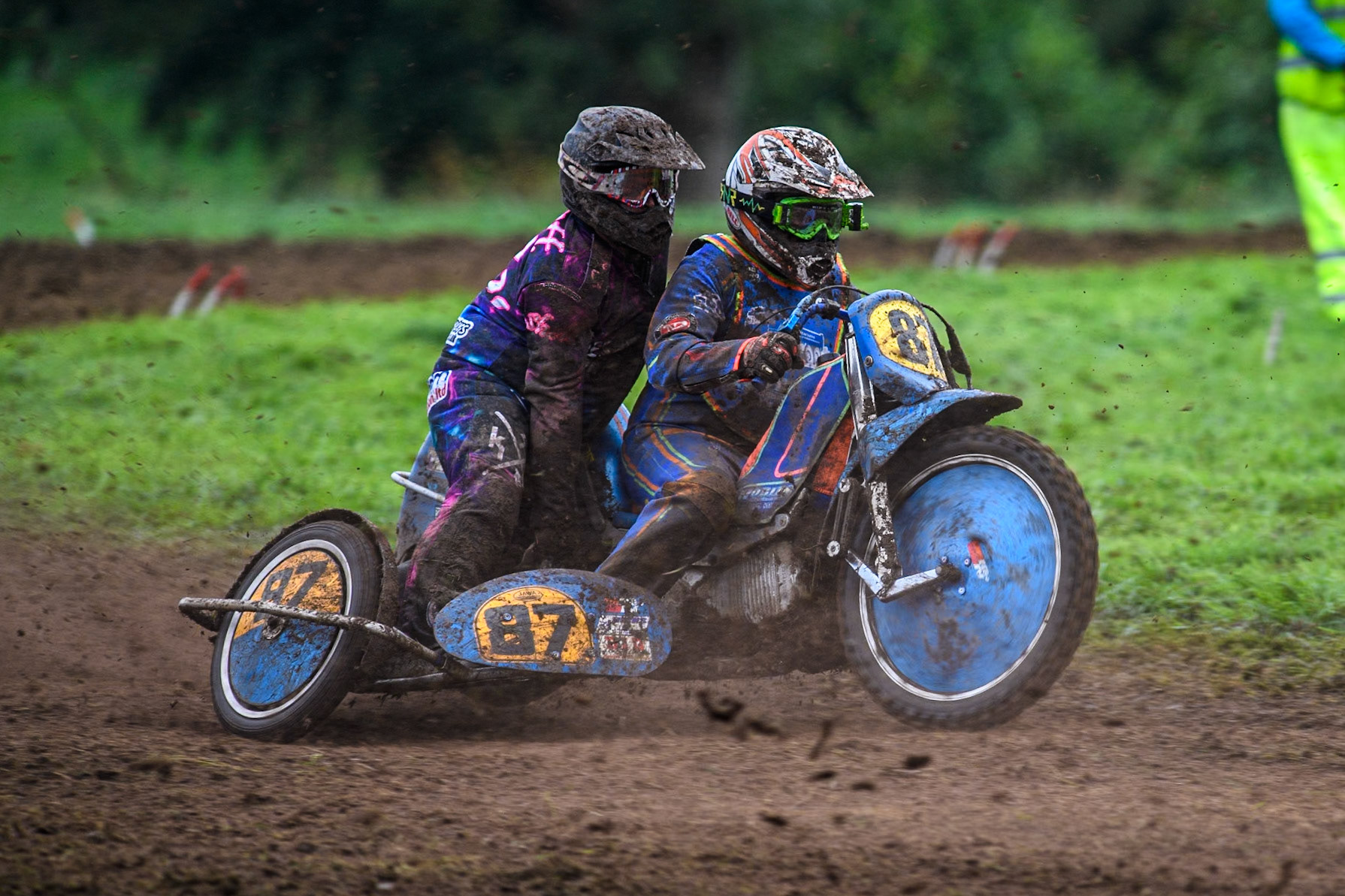 Richard Fred Jenner &amp; Scott Gutteridge (87) in action during the ACU British Upright Championships at Woodhouse Lance, Gawsworth, Cheshire on Sunday 8th September 2024. (Photo: Ian Charles | MI News)