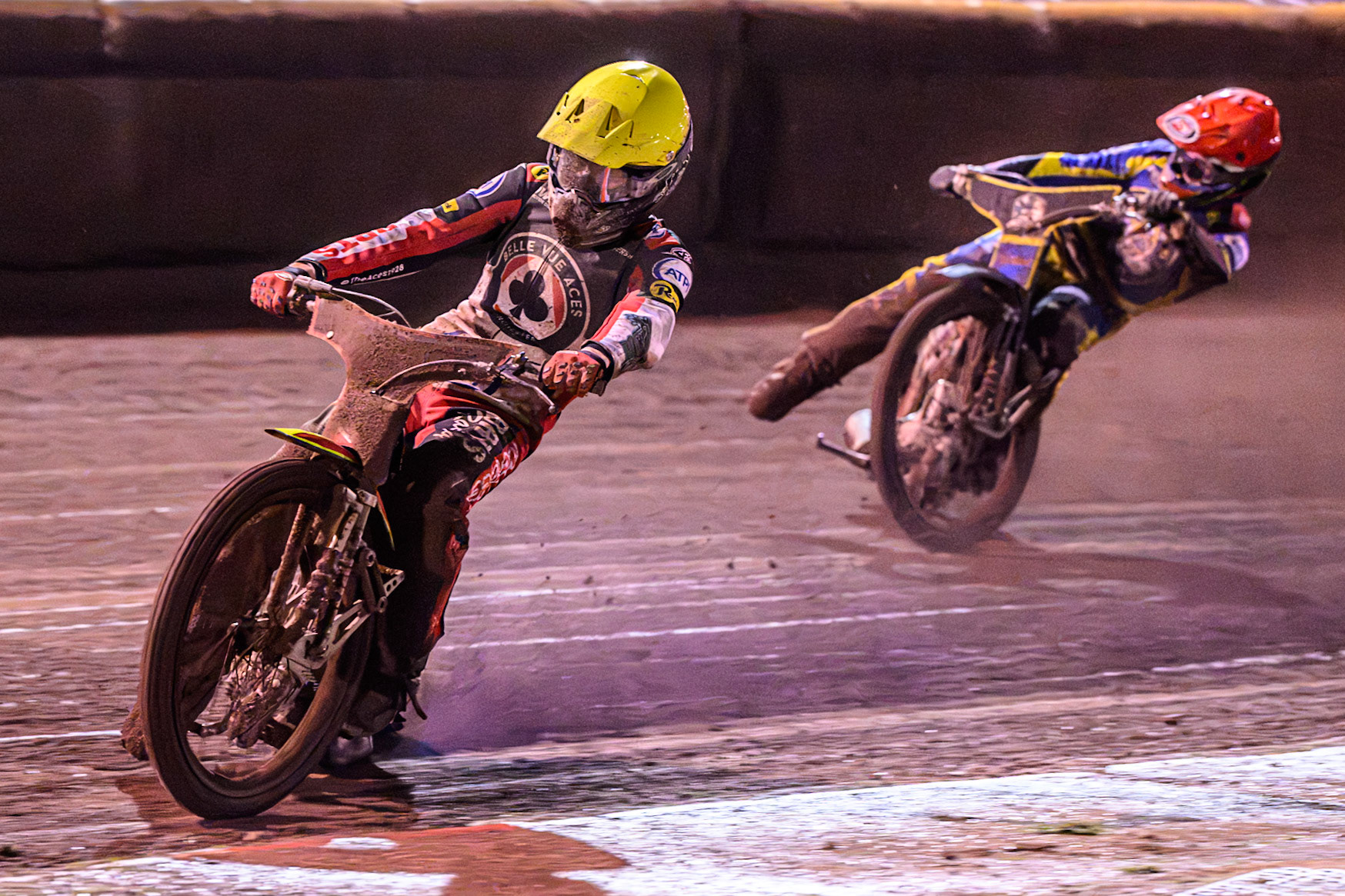 Tate Zischke of Belle Vue Aces in Yellow leading Leon Flint of Sheffield Tigers in Red during the Rowe Motor Oil Premiership Grand Final 1st Leg match between Sheffield Tigers and Belle Vue Aces at Owlerton Stadium, Sheffield on Monday 12th October 2026. (Photo: Ian Charles | MI News)